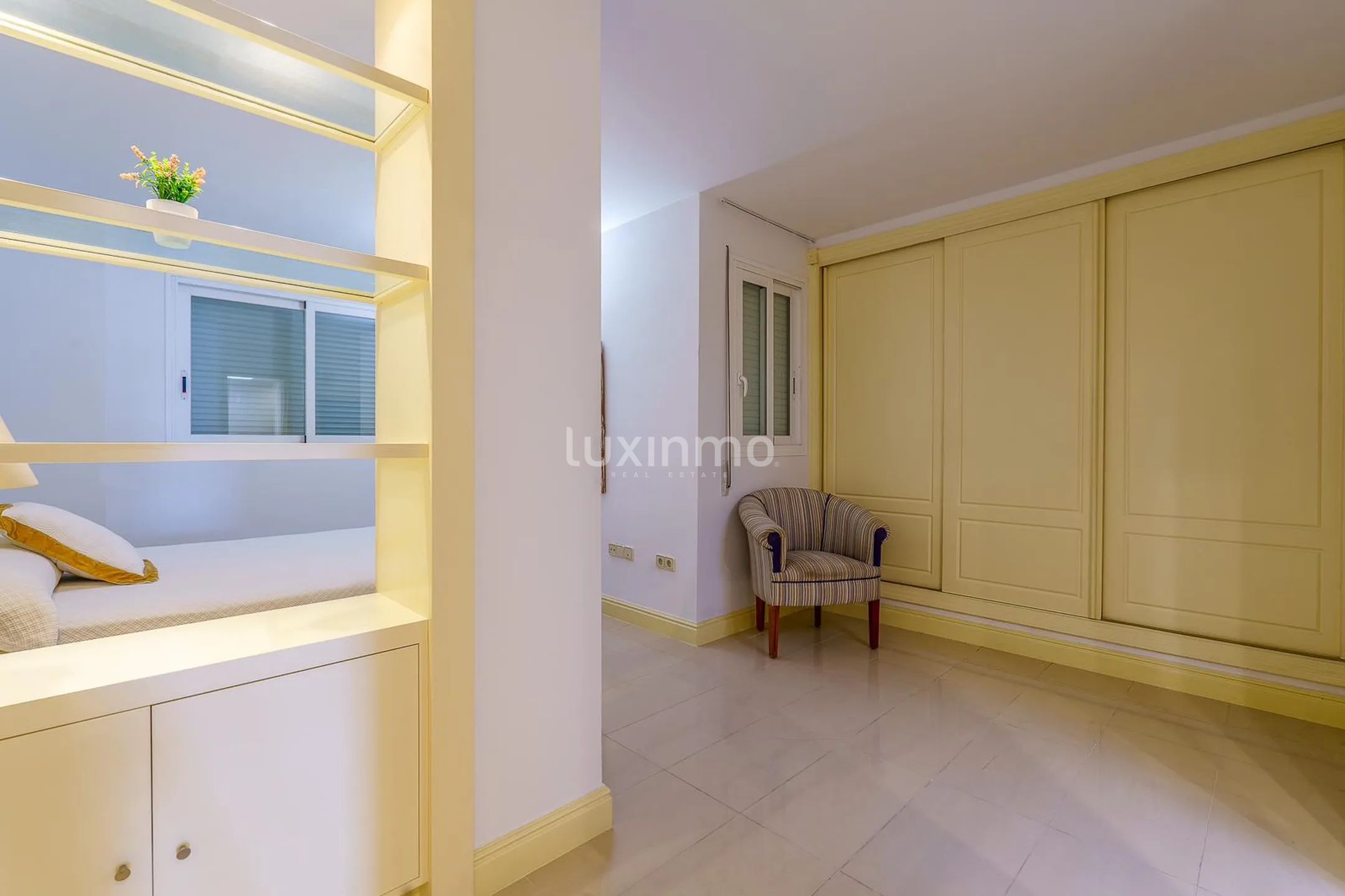 Superbe penthouse à Marina Botafoc-Talamanca avec projet de rénovation — photo 16