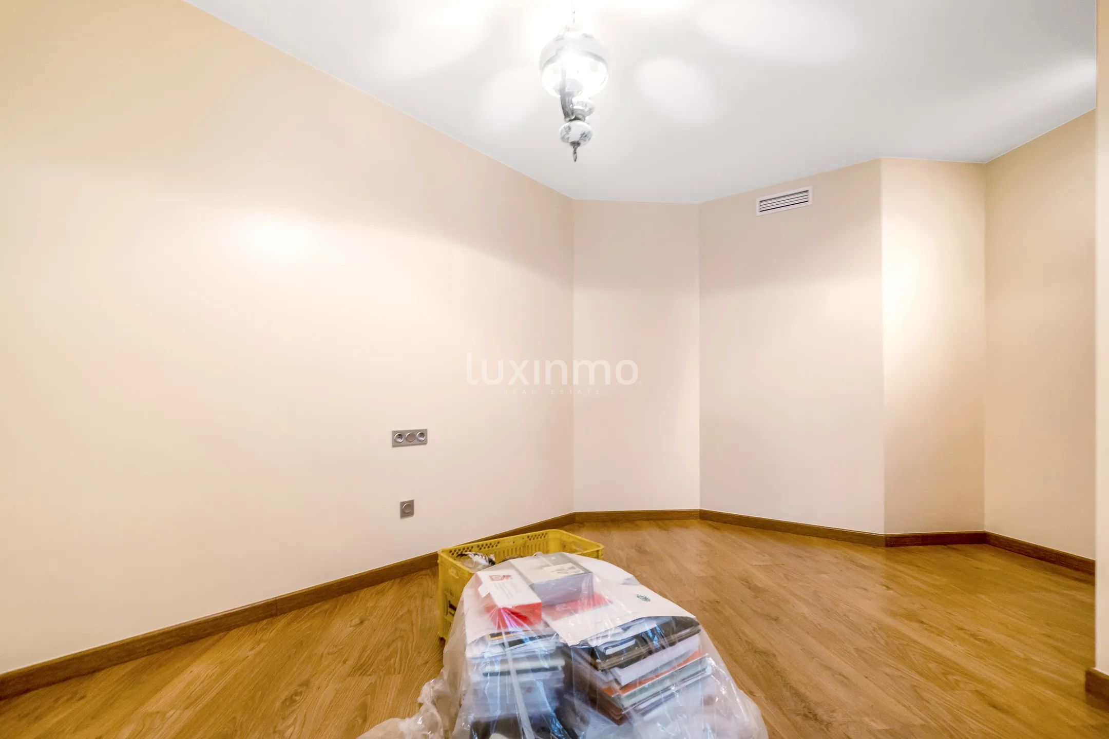 Eerstelijns appartement met uitzicht op zee en de bergen in Altea — photo 20