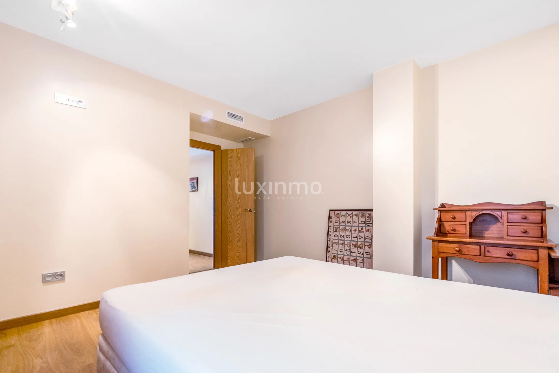 Eerstelijns appartement met uitzicht op zee en de bergen in Altea — photo 18