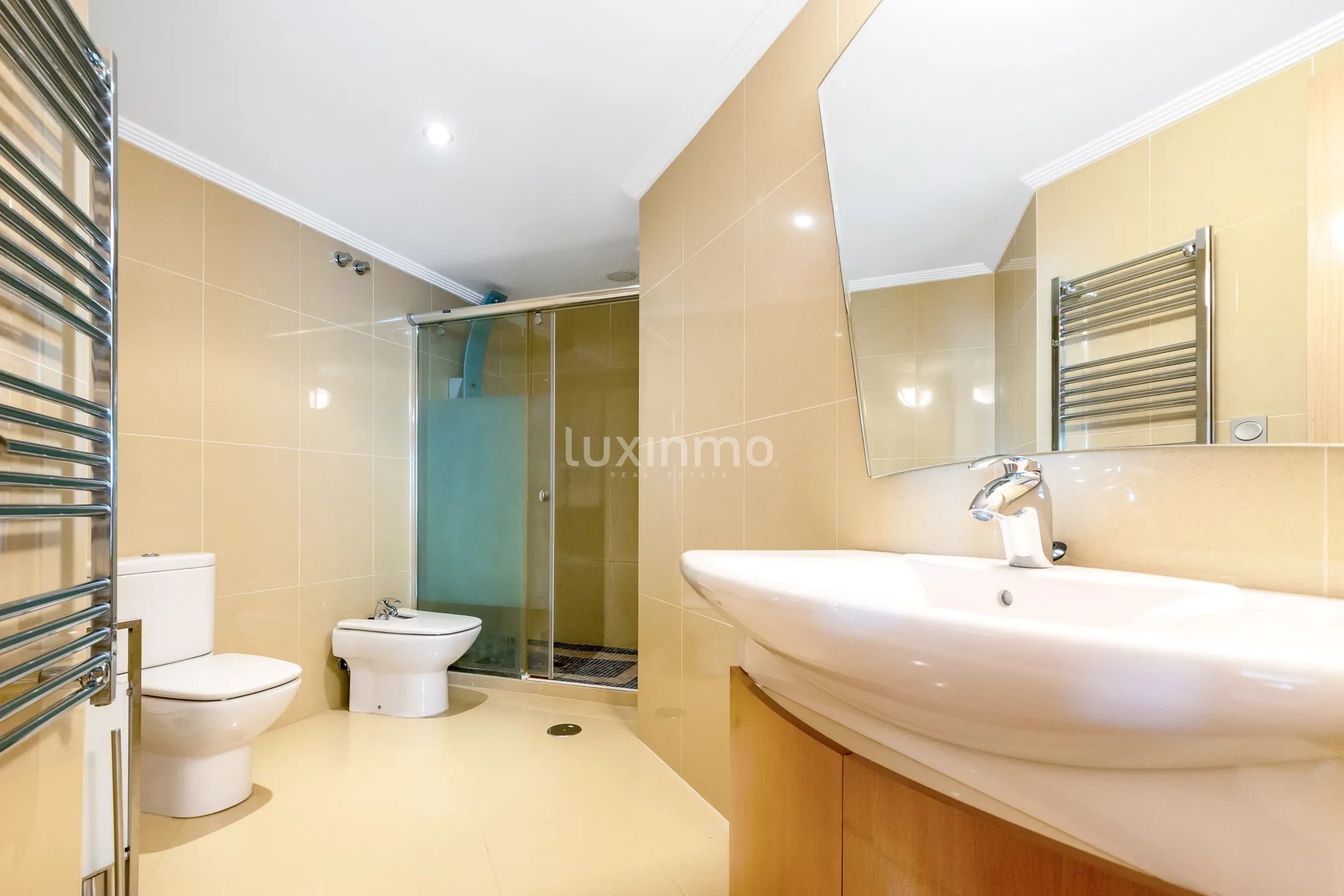 Eerstelijns appartement met uitzicht op zee en de bergen in Altea — photo 16