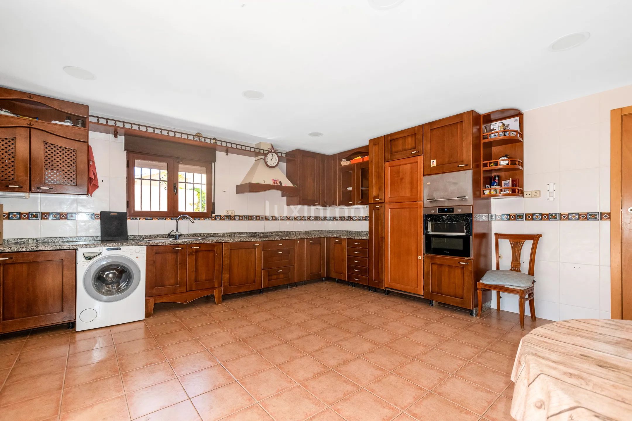 Willa z prywatnym basenem na sprzedaż w Albir — photo 15