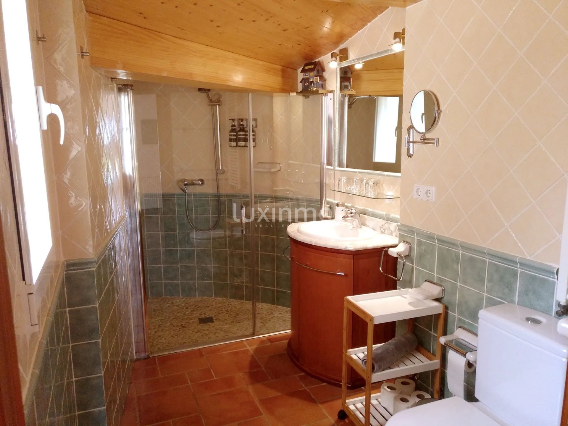 Uroczy dom na parterze z 2 sypialniami, prywatnym basenem i wspaniałymi widokami — photo 7