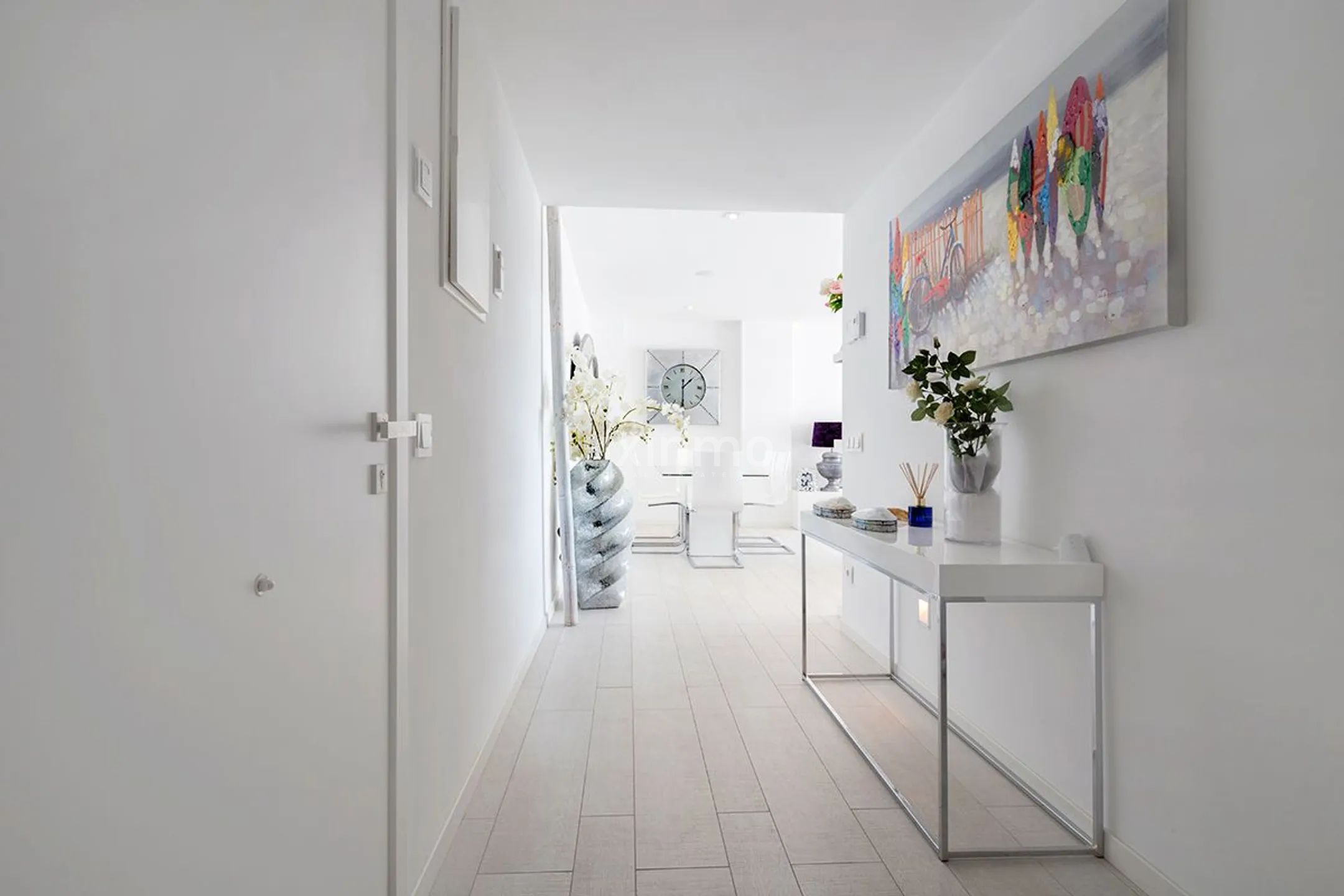 Modern appartement "The White Angel" in la Marina, Ibiza — photo 27