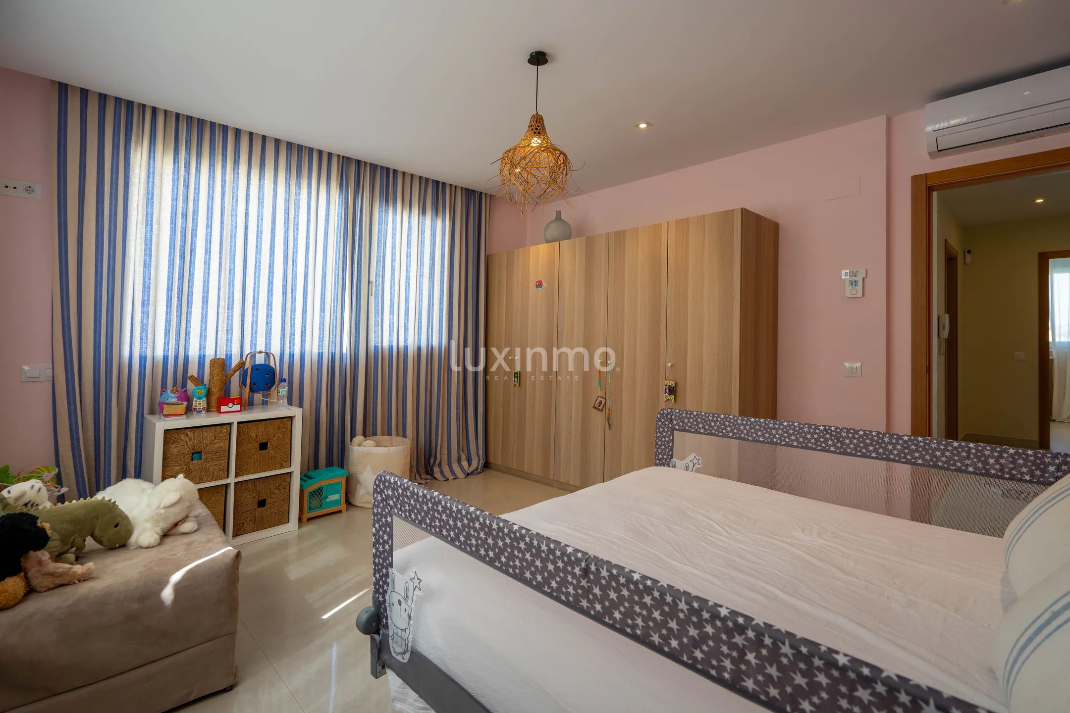 4-Bedroom detached house in Dénia for rent — photo 16