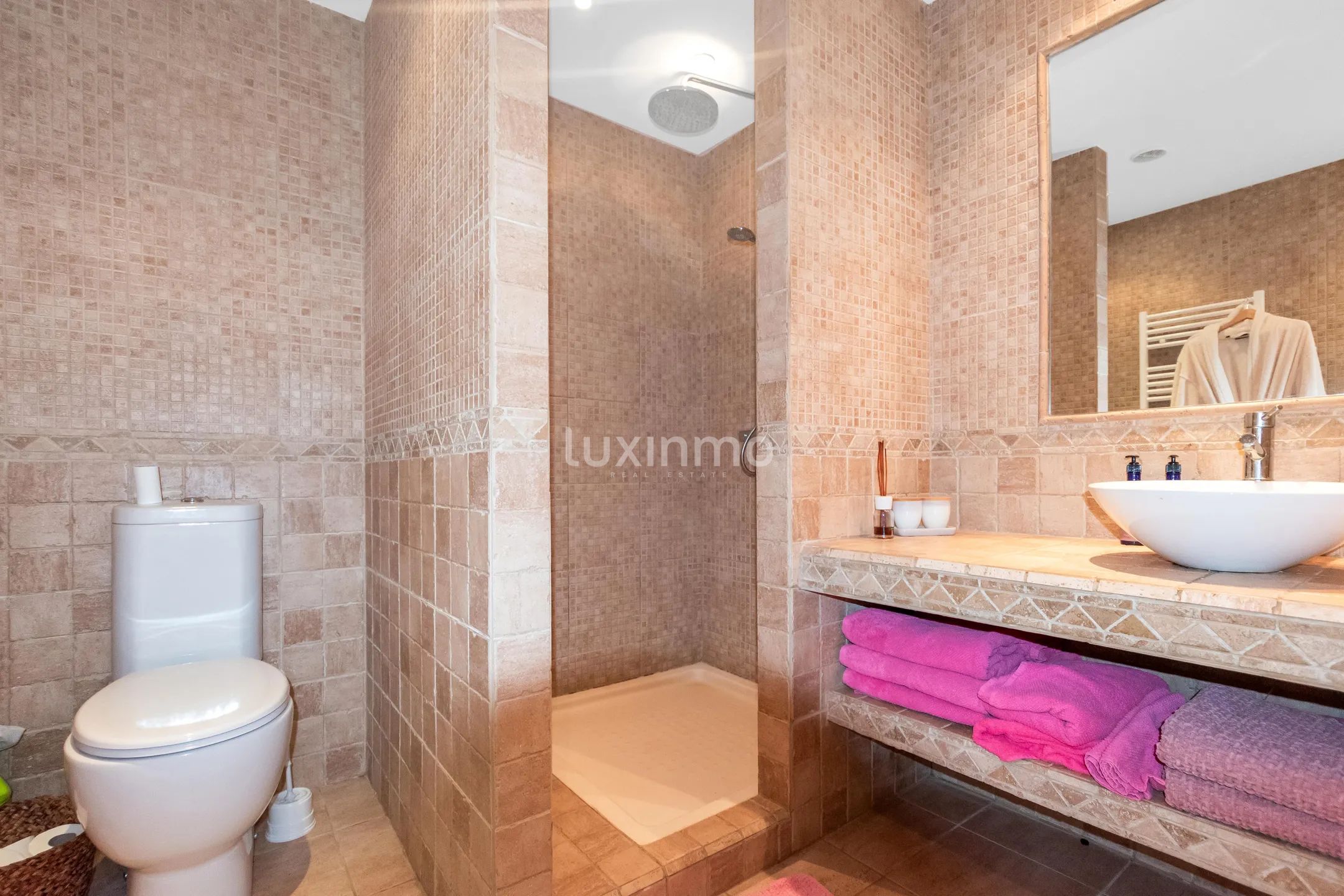 Ombyggt hus med 5 sovrum och havsutsikt i La Nucia — photo 28