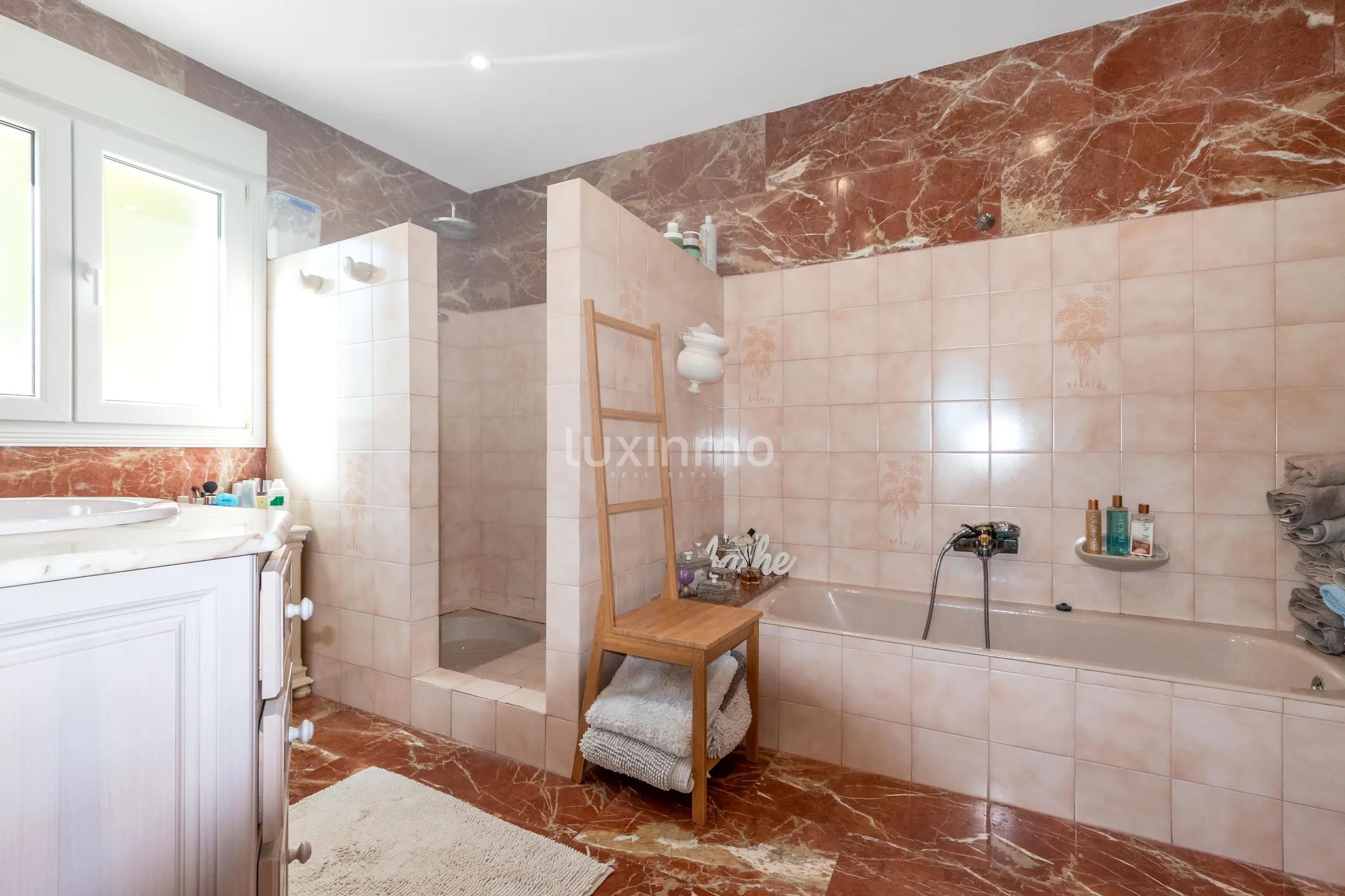 Ombyggt hus med 5 sovrum och havsutsikt i La Nucia — photo 21