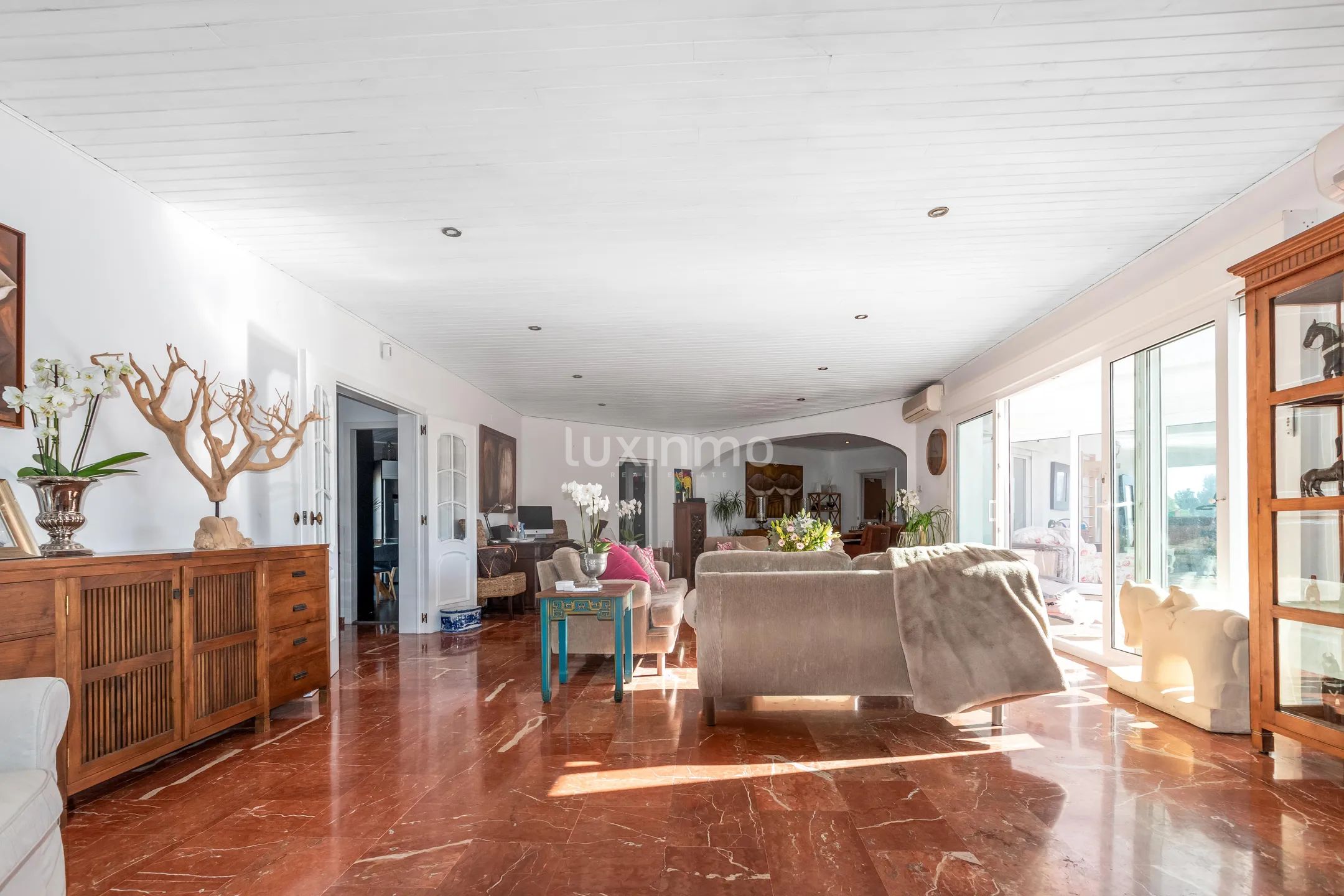 Ombyggt hus med 5 sovrum och havsutsikt i La Nucia — photo 10