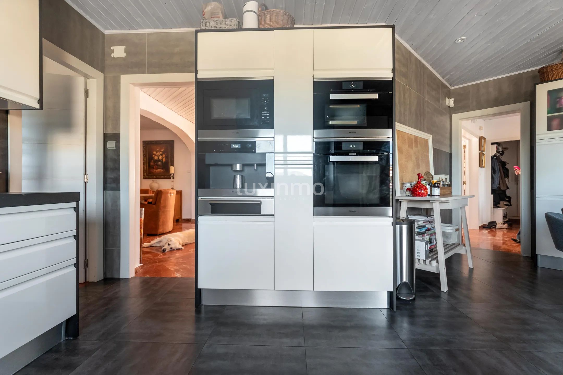 Remodeled 5-Bedroom House with Sea Views in La Nucia — photo 5