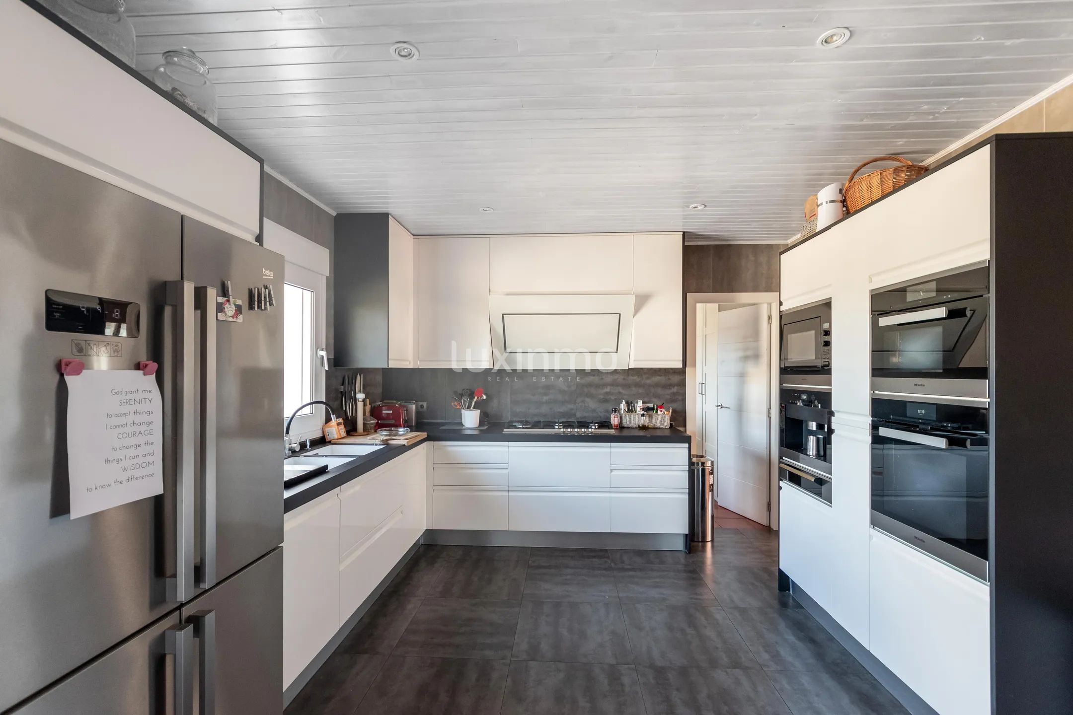 Remodeled 5-Bedroom House with Sea Views in La Nucia — photo 4