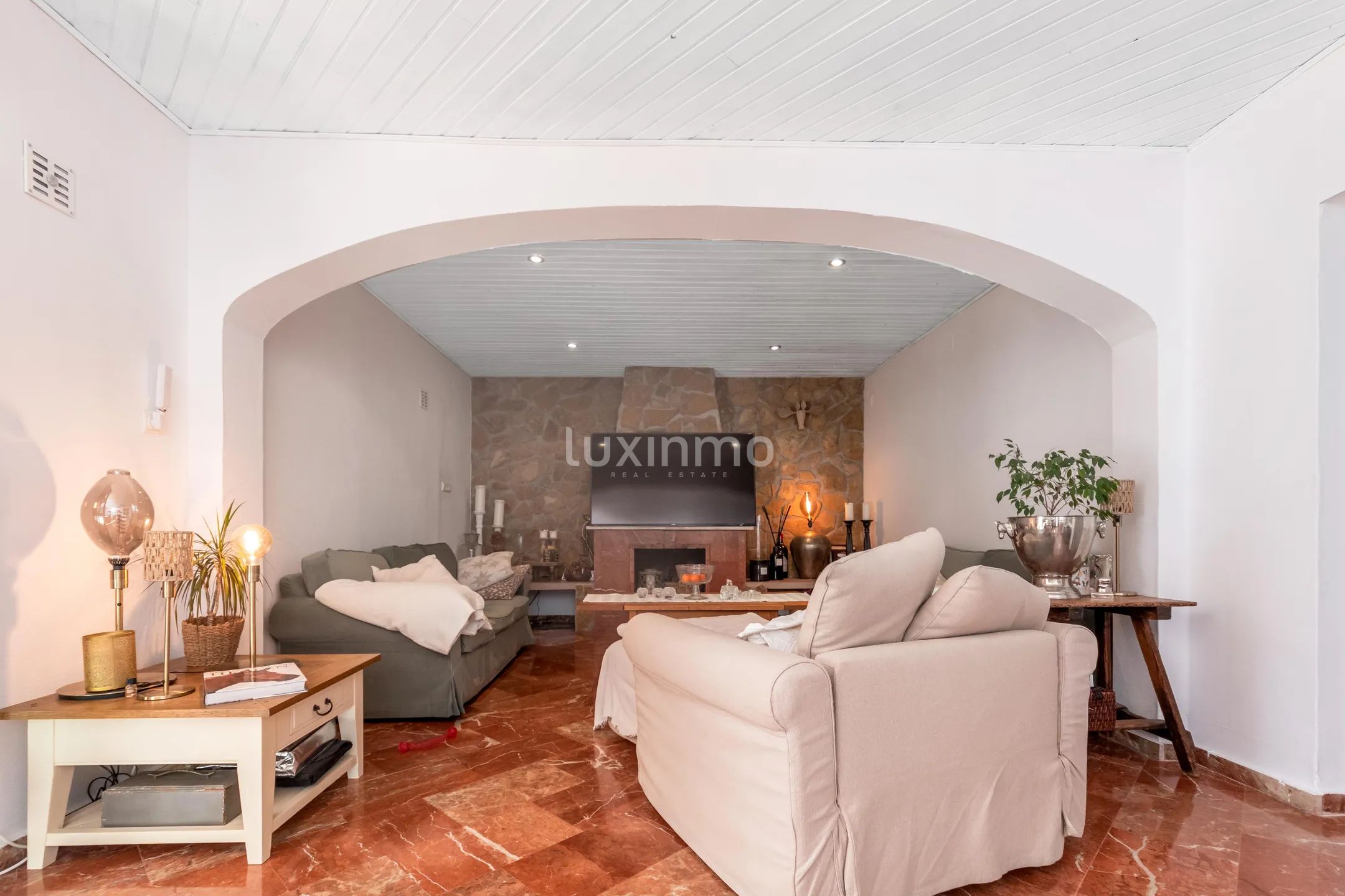 Ombyggt hus med 5 sovrum och havsutsikt i La Nucia — photo 13