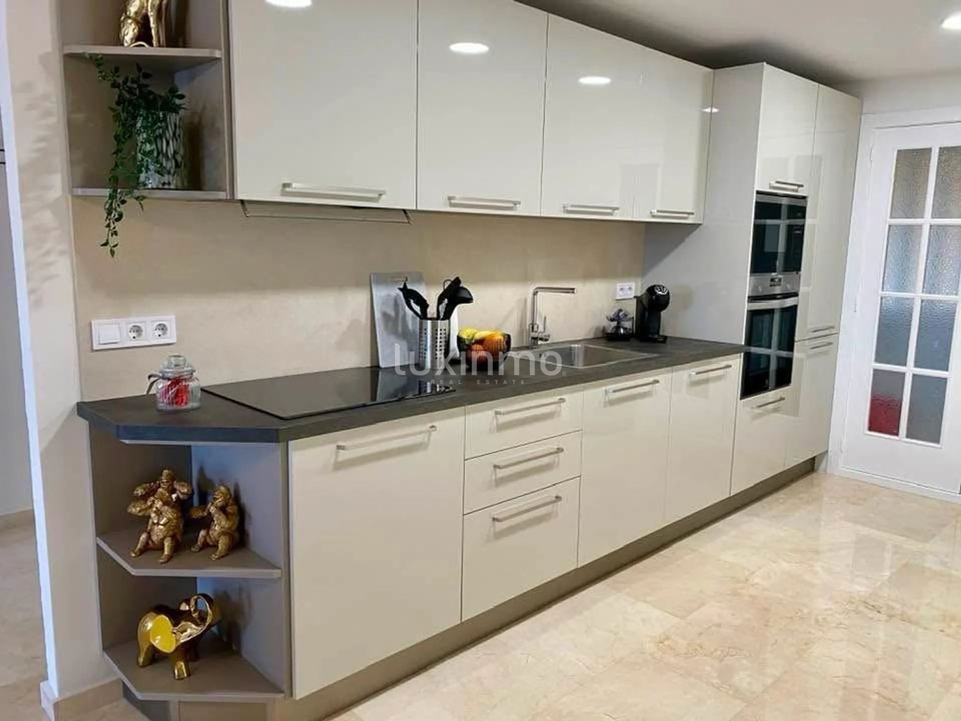 Moderne 2-Schlafzimmer-Wohnung mit Meer- und Bergblick in Altea la Vella — photo 6