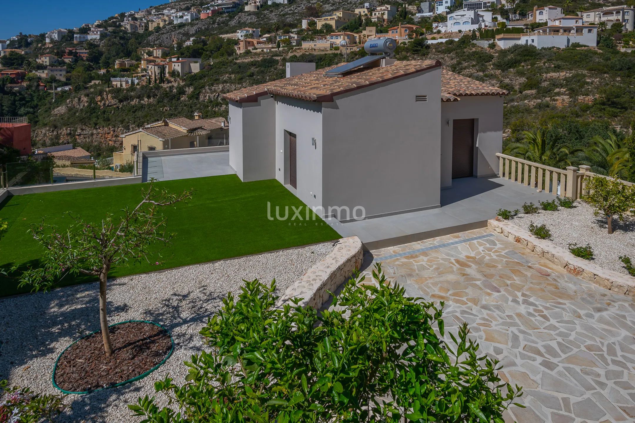 Impresionante chalet mediterráneo con vistas al mar en Benitachell — photo 33