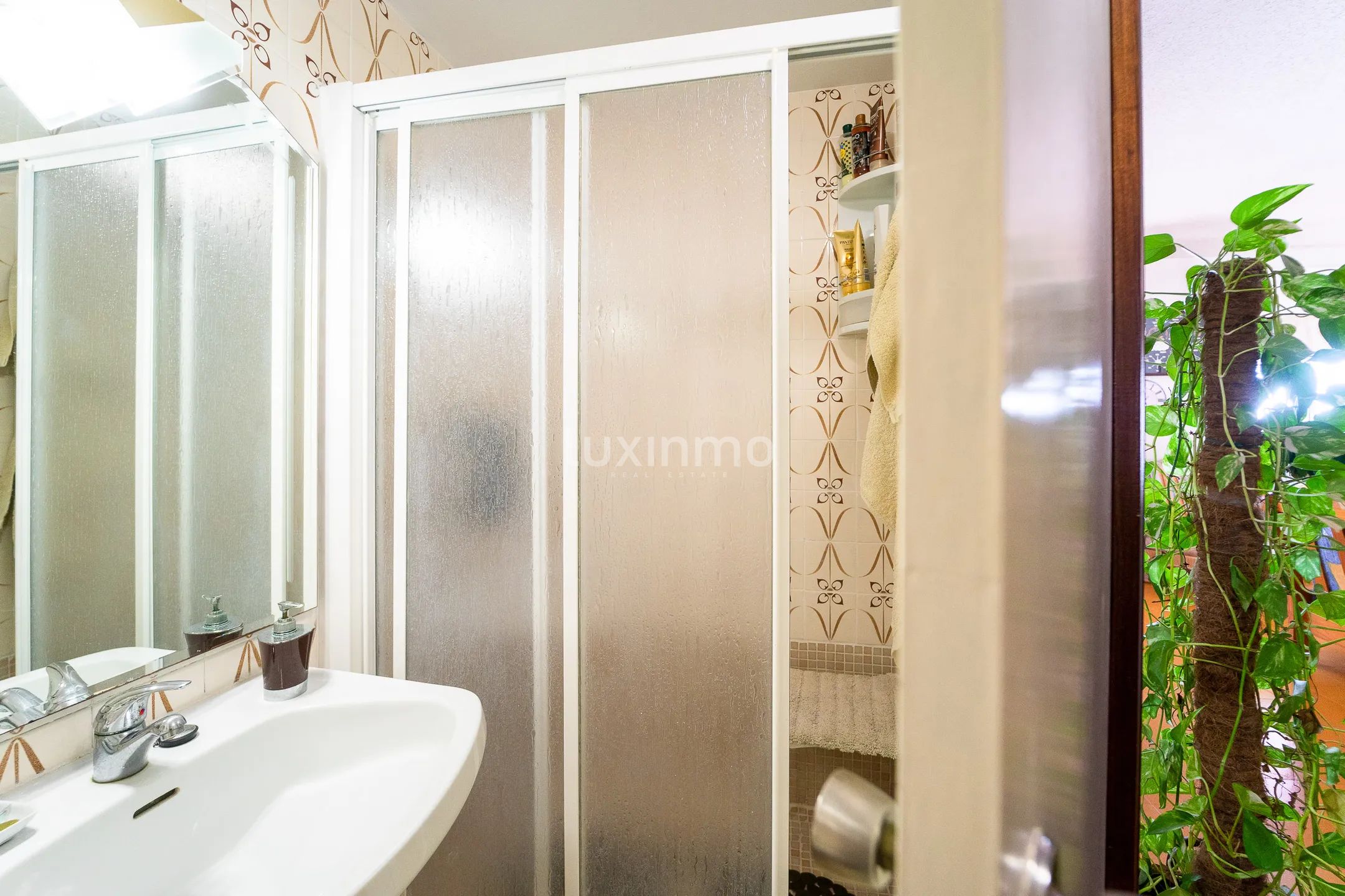 Stunning penthouse on the beachfront with sea views in Calpe — photo 16