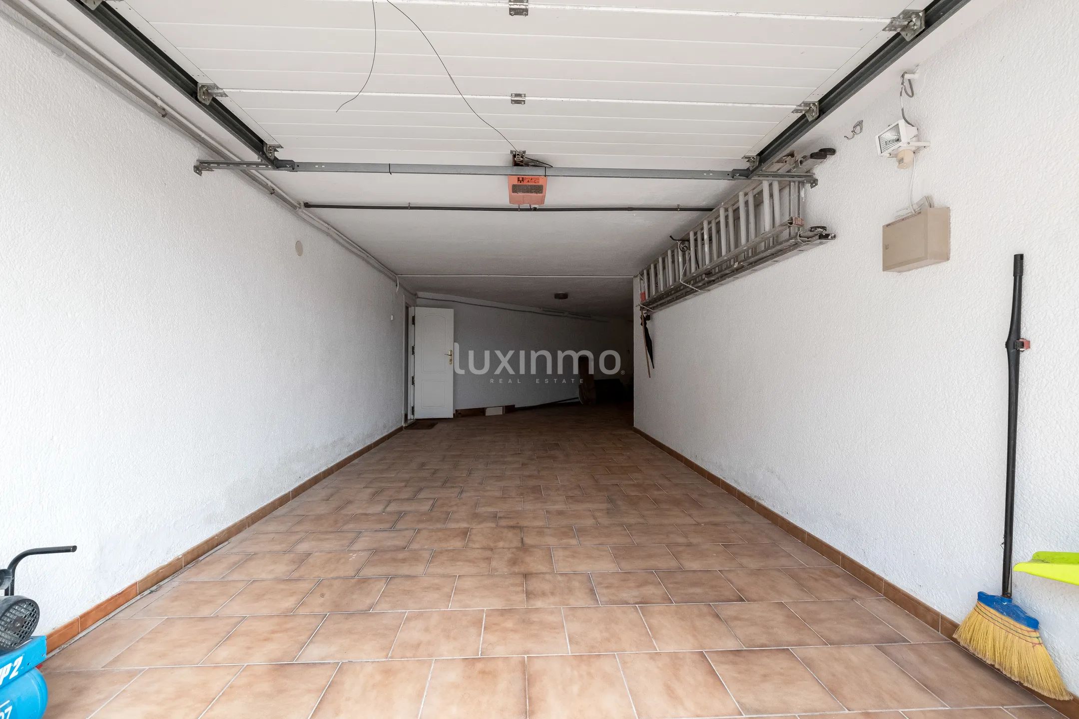 Charmante Villa auf einem großen Grundstück zu verkaufen in Lluca, Jávea — photo 33