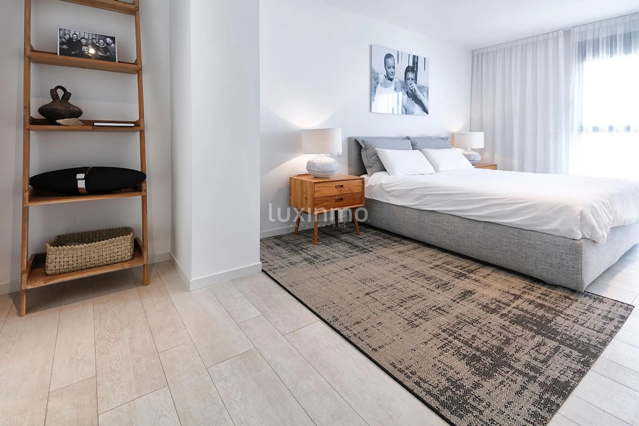 Современная квартира в The White Angel, район Ла Марина на Ибице — photo 37