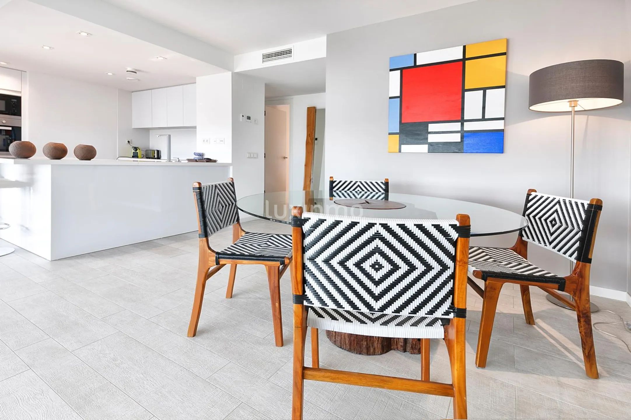 Современная квартира в The White Angel, район Ла Марина на Ибице — photo 22