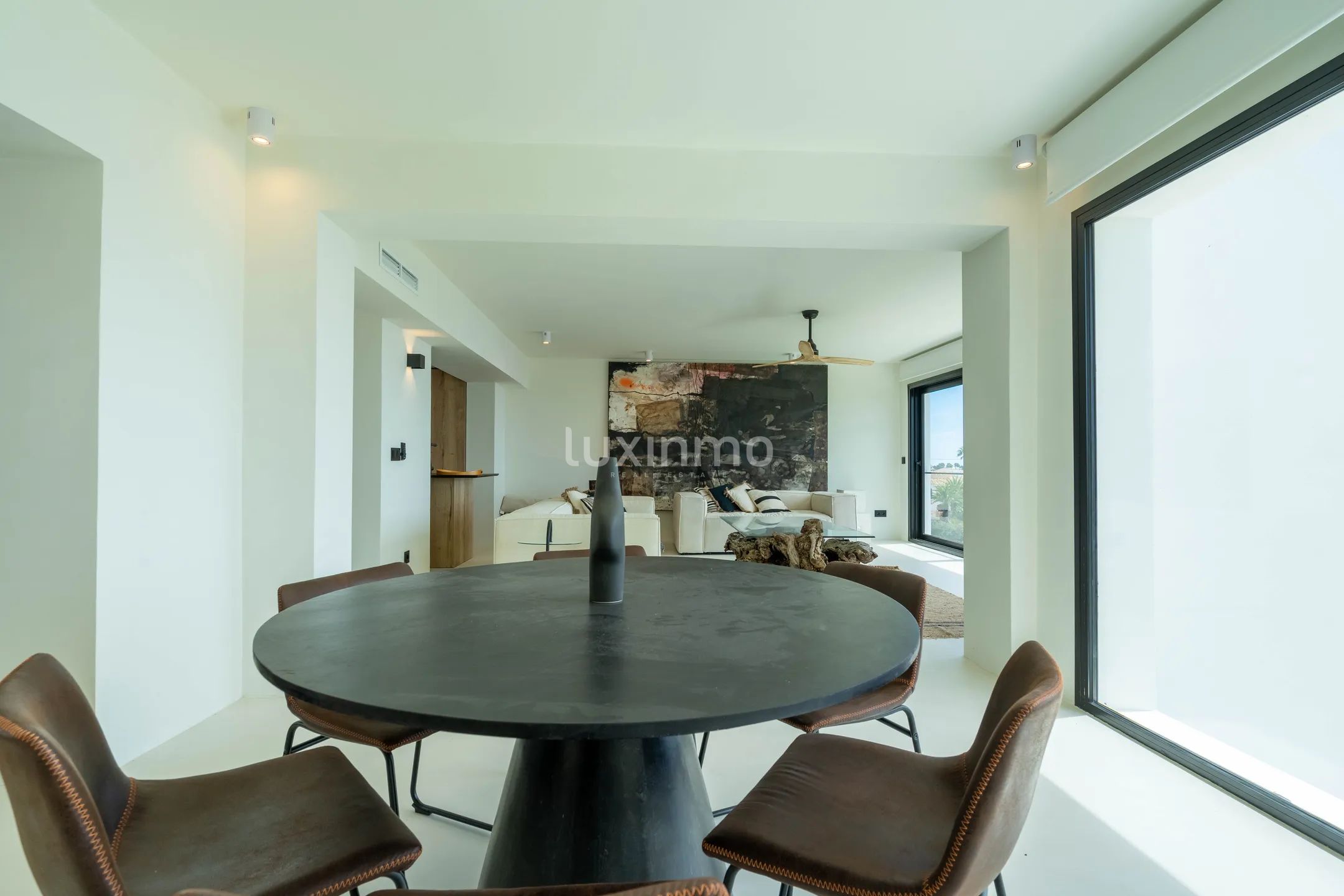 Atemberaubende 4-Schlafzimmer-Villa im Ibiza-Stil mit Meerblick in Jávea — photo 13