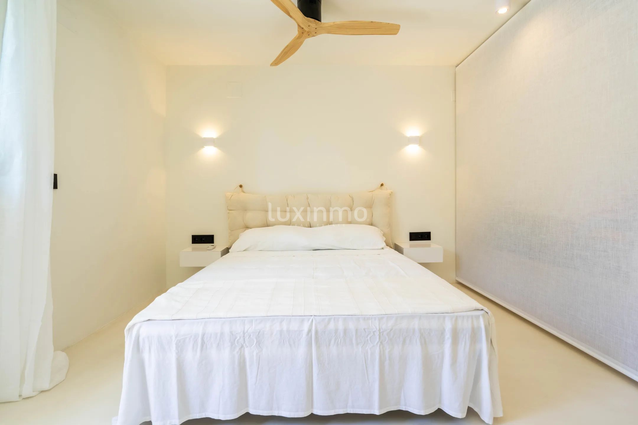 Atemberaubende 4-Schlafzimmer-Villa im Ibiza-Stil mit Meerblick in Jávea — photo 29