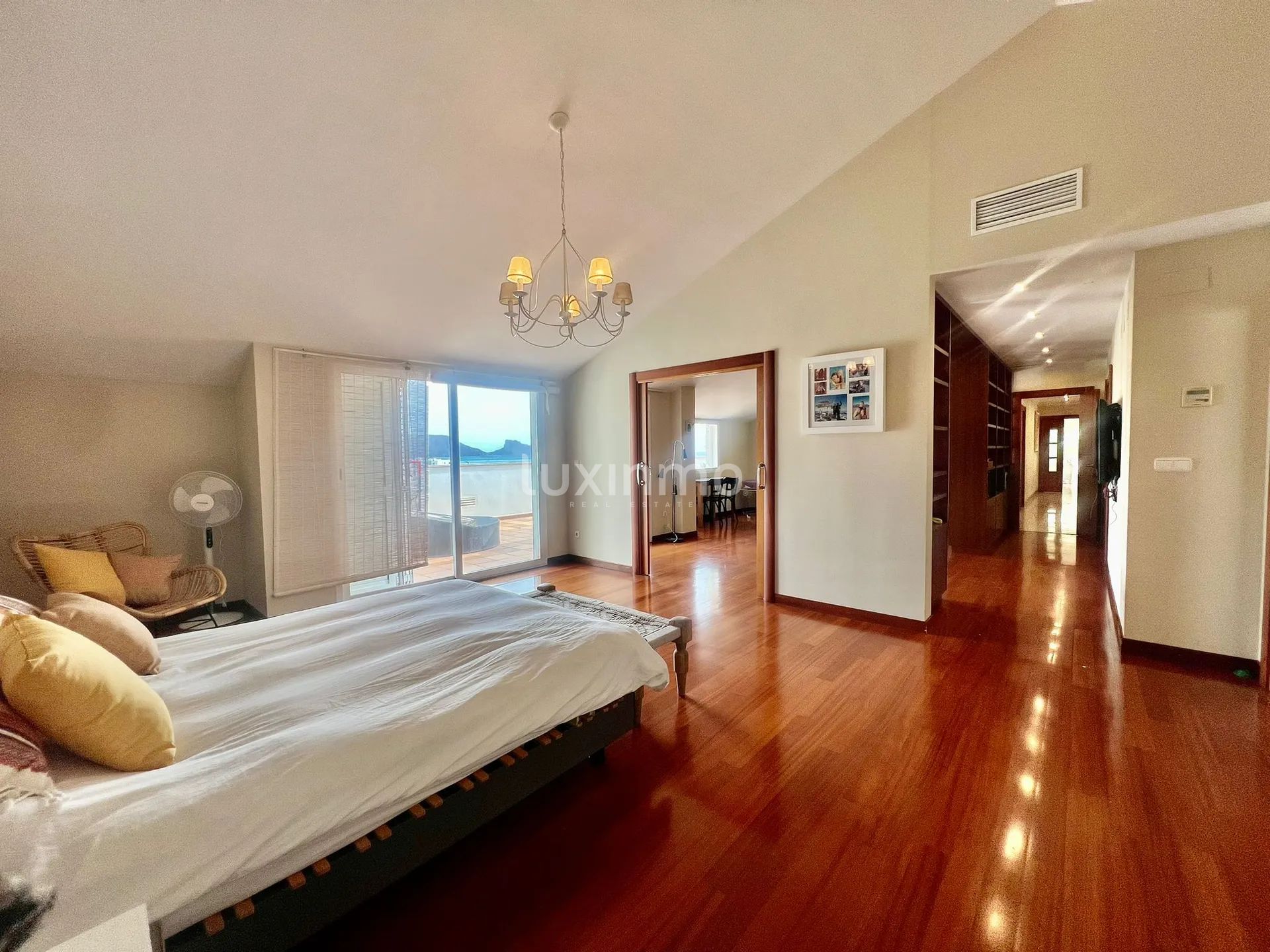 Outstanding 6-Bedroom penthouse duplex with panoramic views in Altea — photo 18