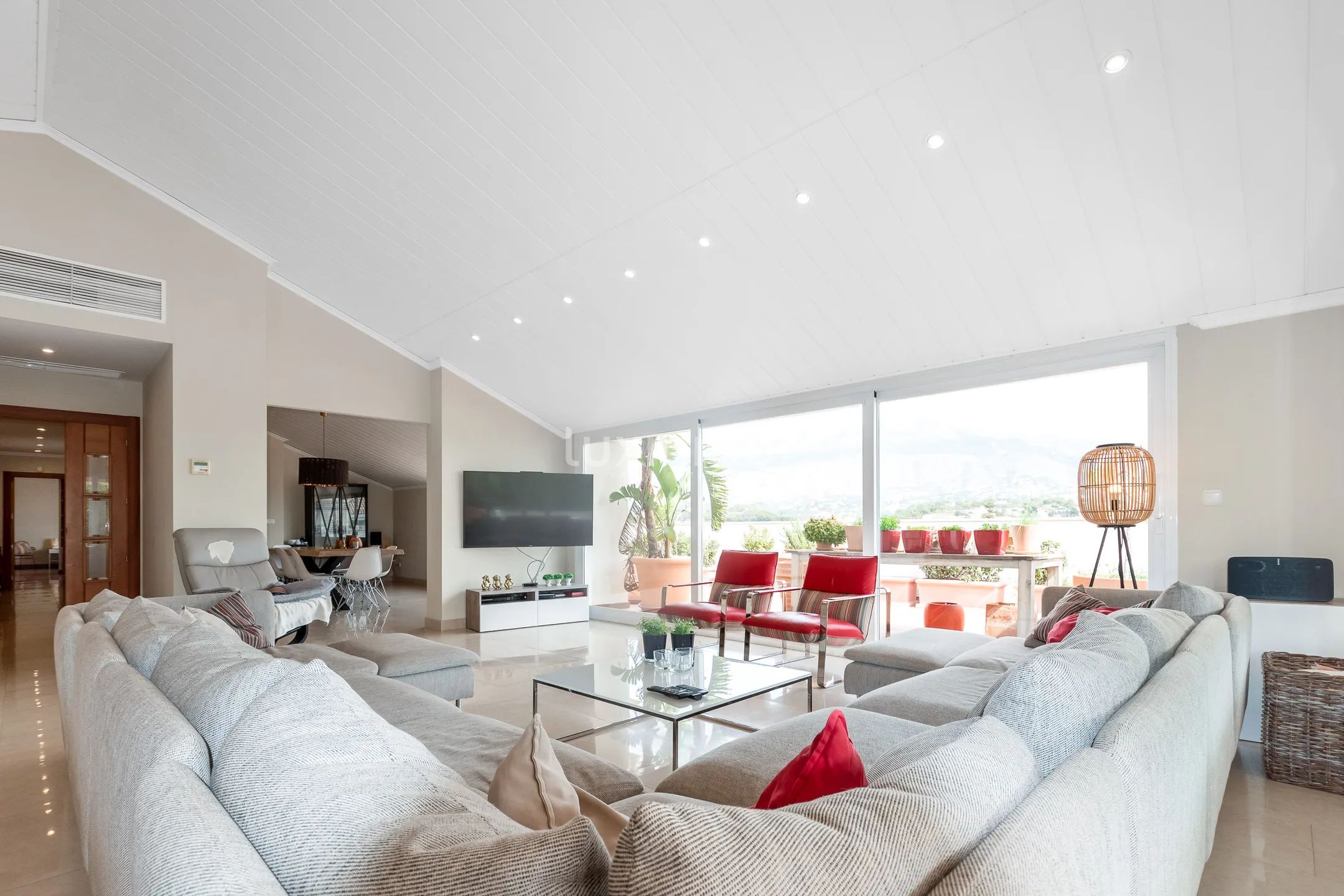Outstanding 6-Bedroom penthouse duplex with panoramic views in Altea — photo 6