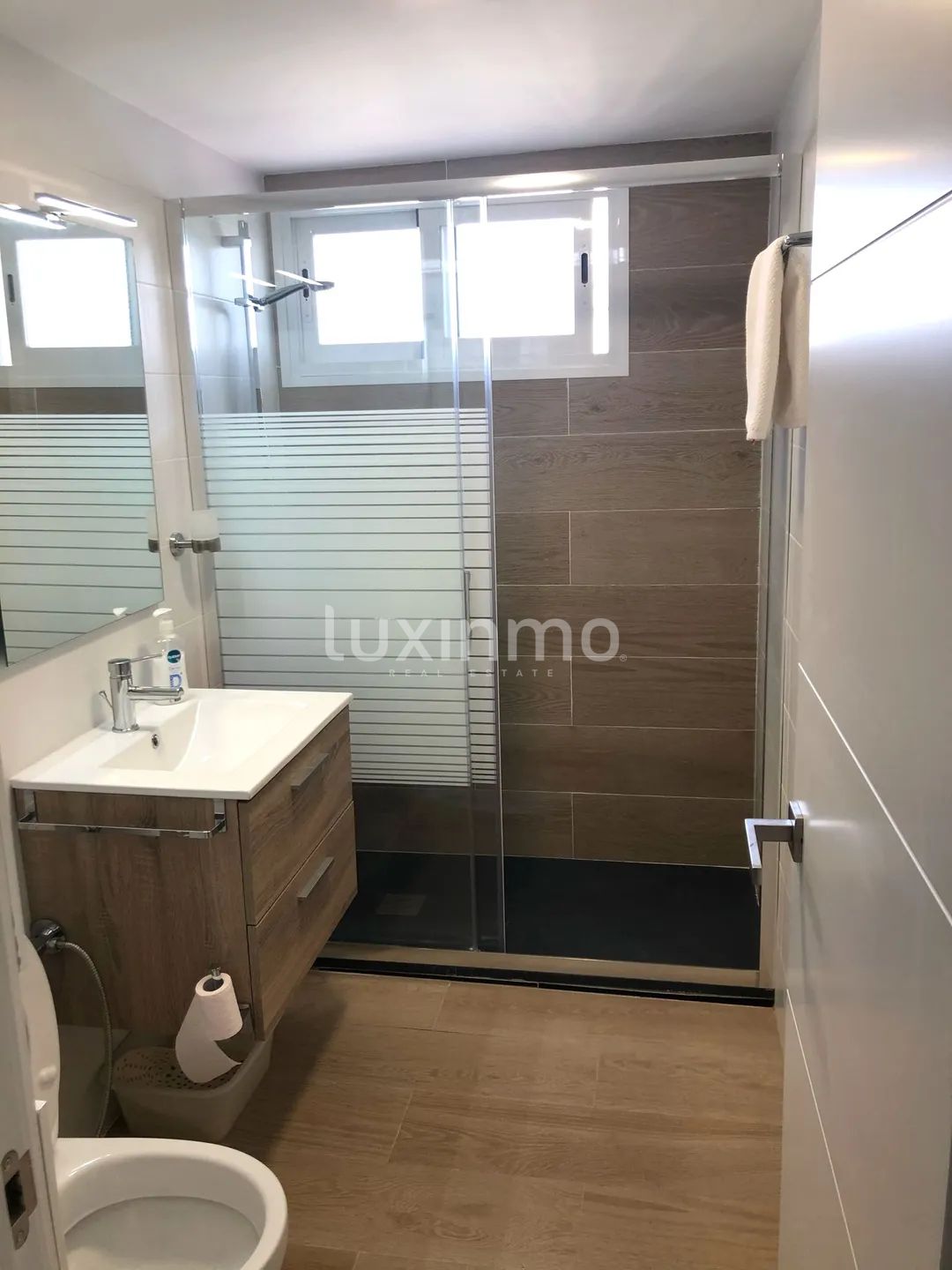 Koselig leilighet med havutsikt til leie i Benidorm — photo 11