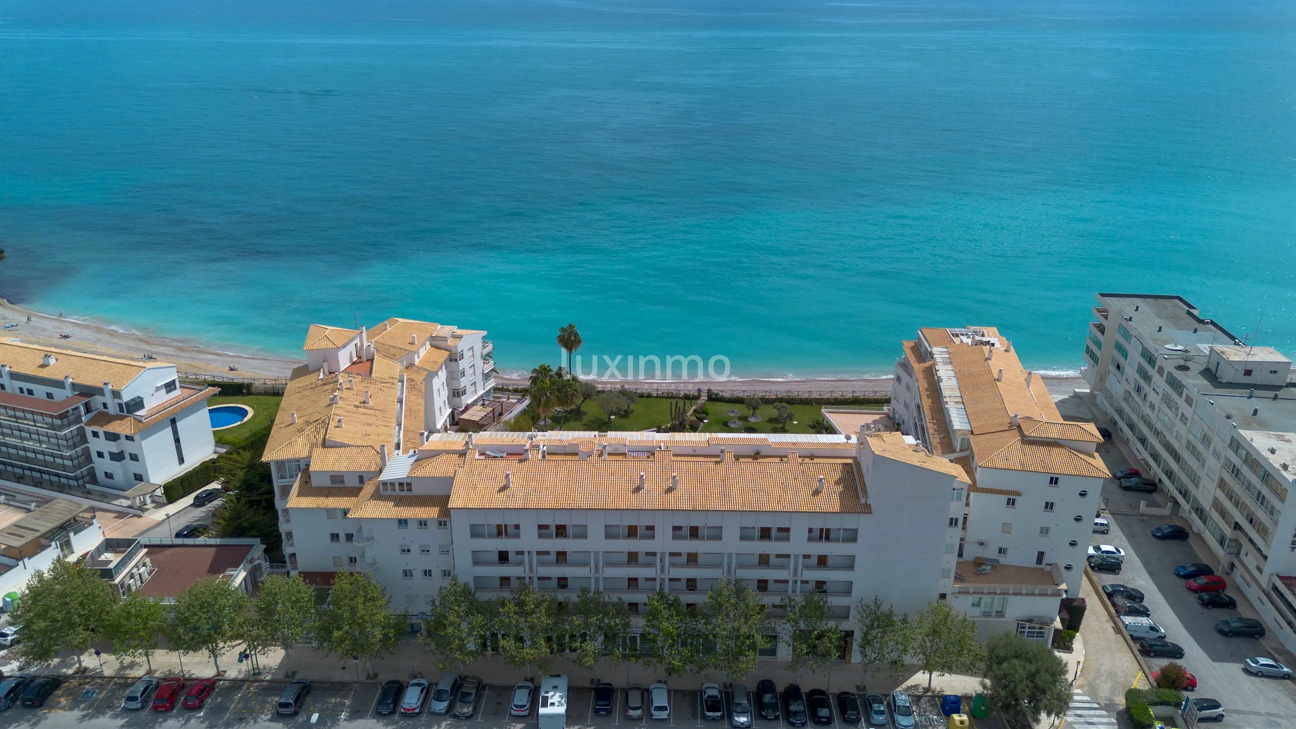 Duplex penthouse on the first line of the beach in Altea — photo 32