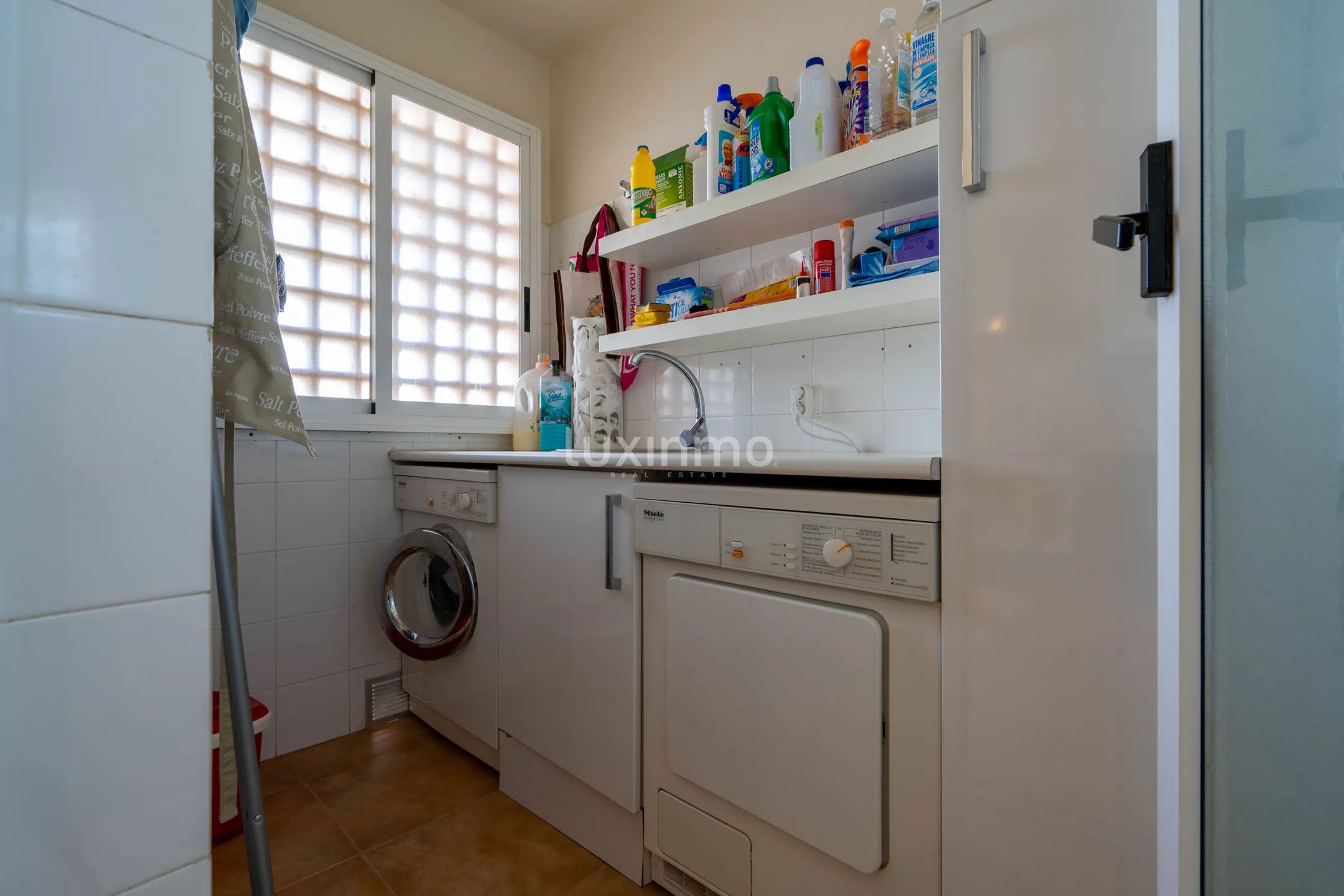Duplex penthouse on the first line of the beach in Altea — photo 27