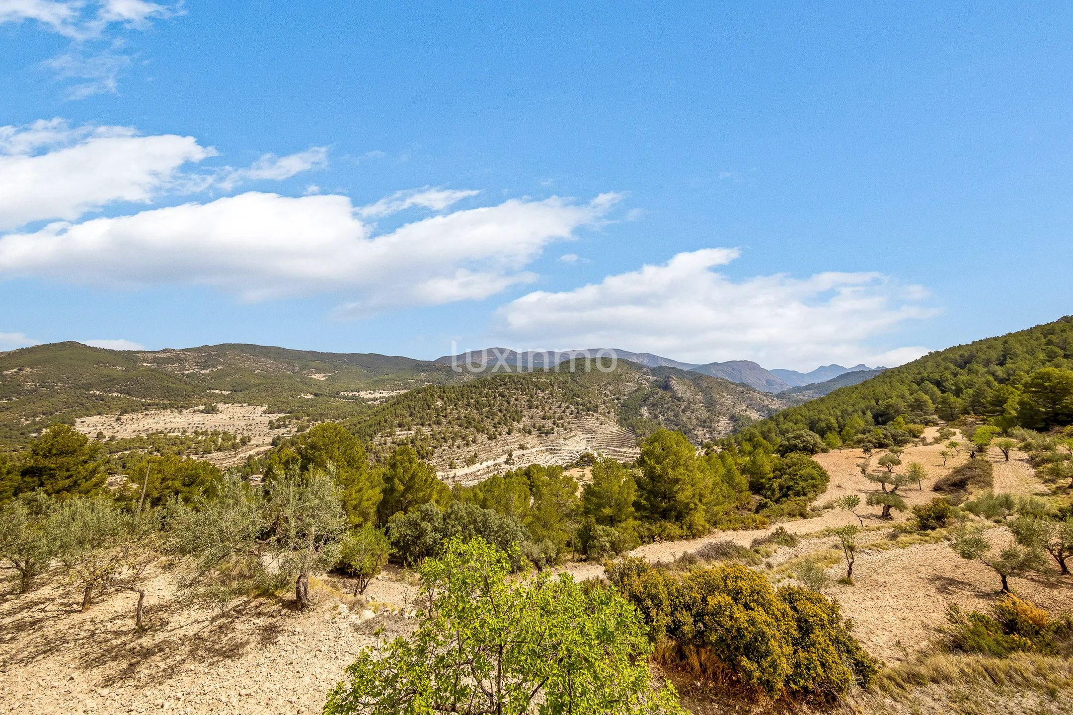 Renovated castle for sale in Relleu with super mountain views — photo 37