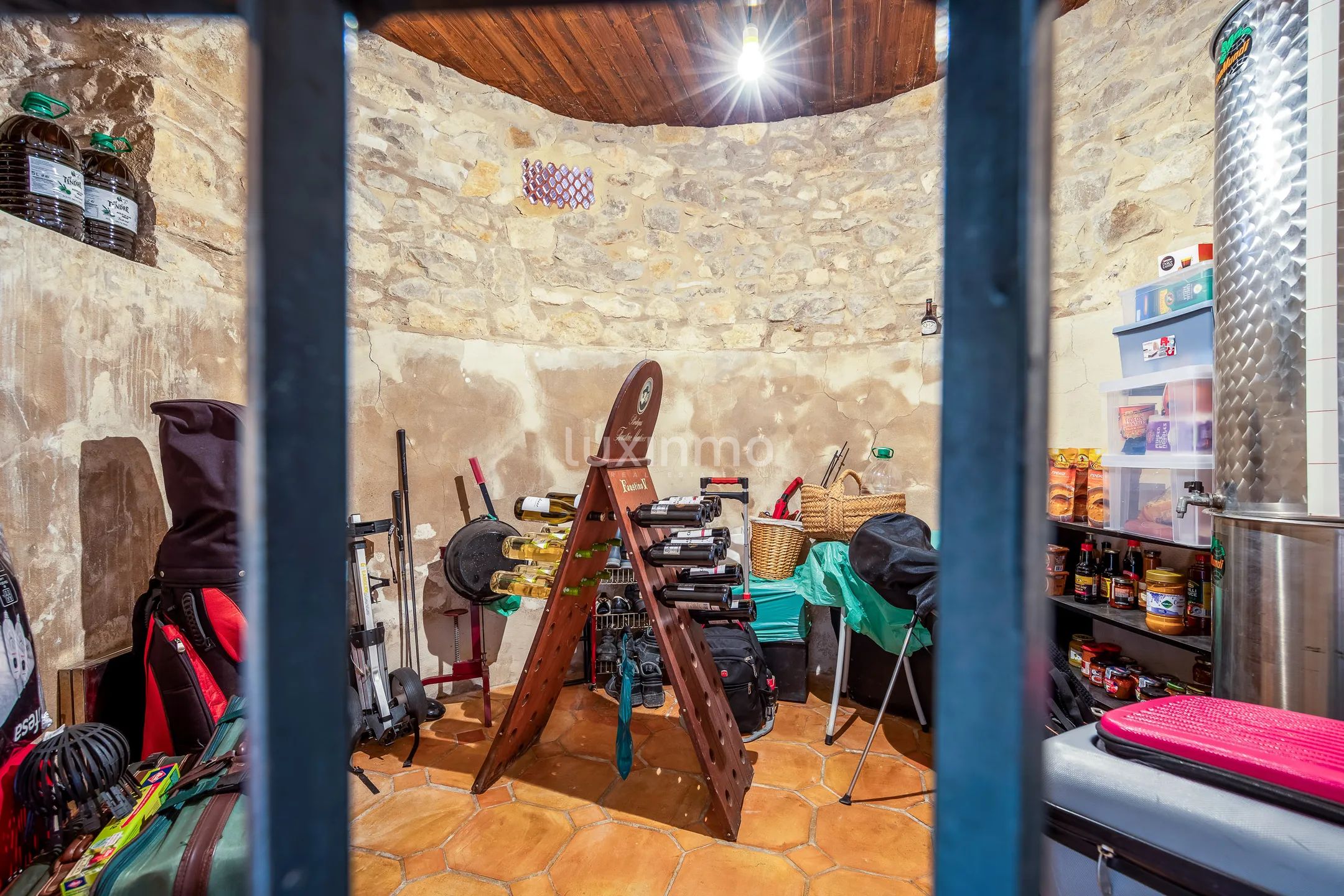 Renovated castle for sale in Relleu with super mountain views — photo 27