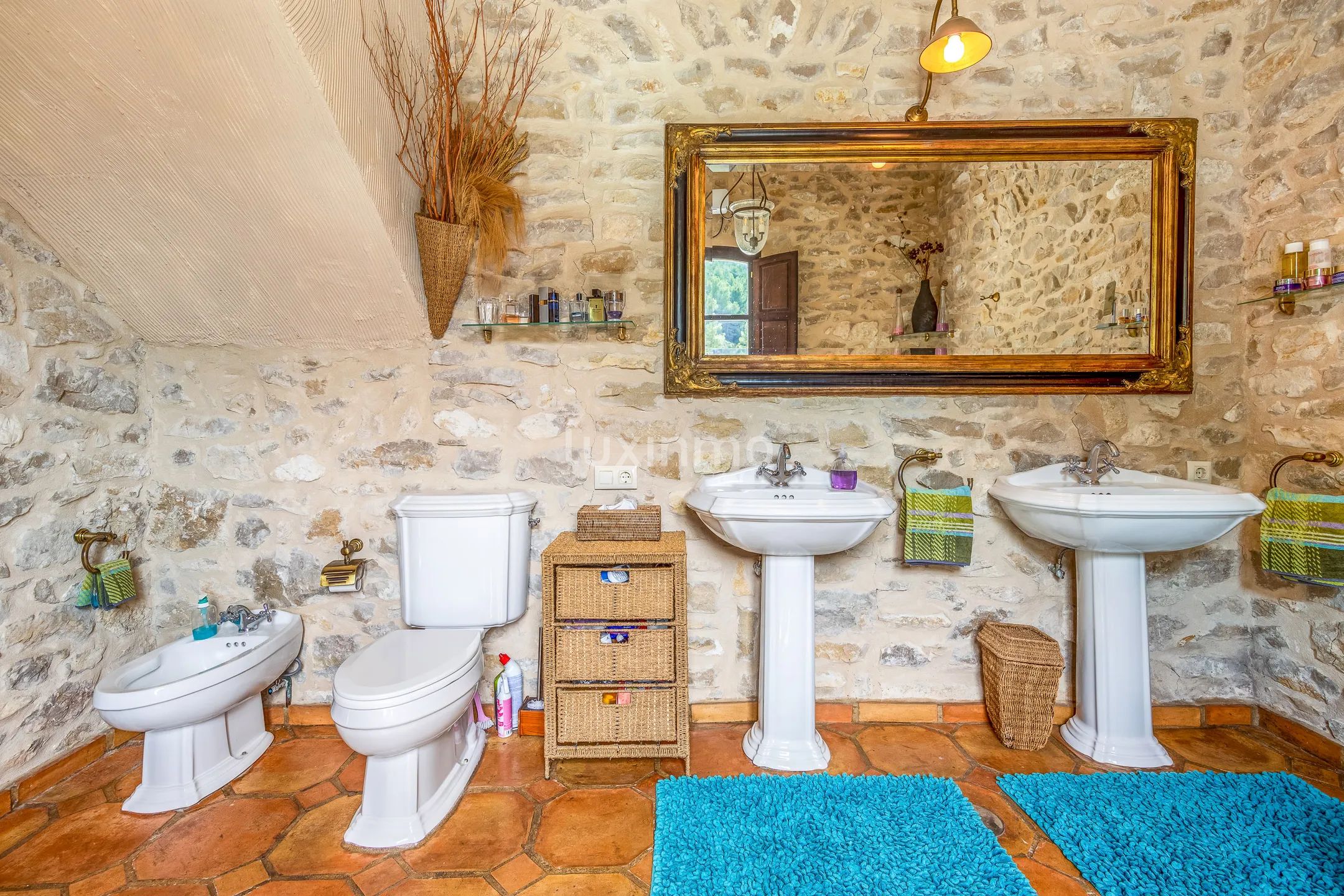 Renovated castle for sale in Relleu with super mountain views — photo 29