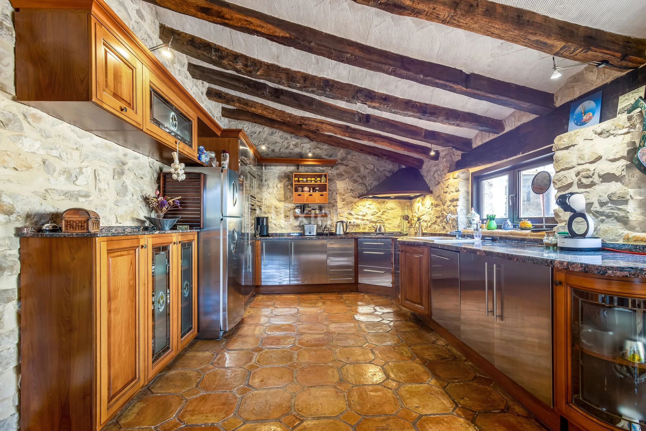 Renovated castle for sale in Relleu with super mountain views — photo 18