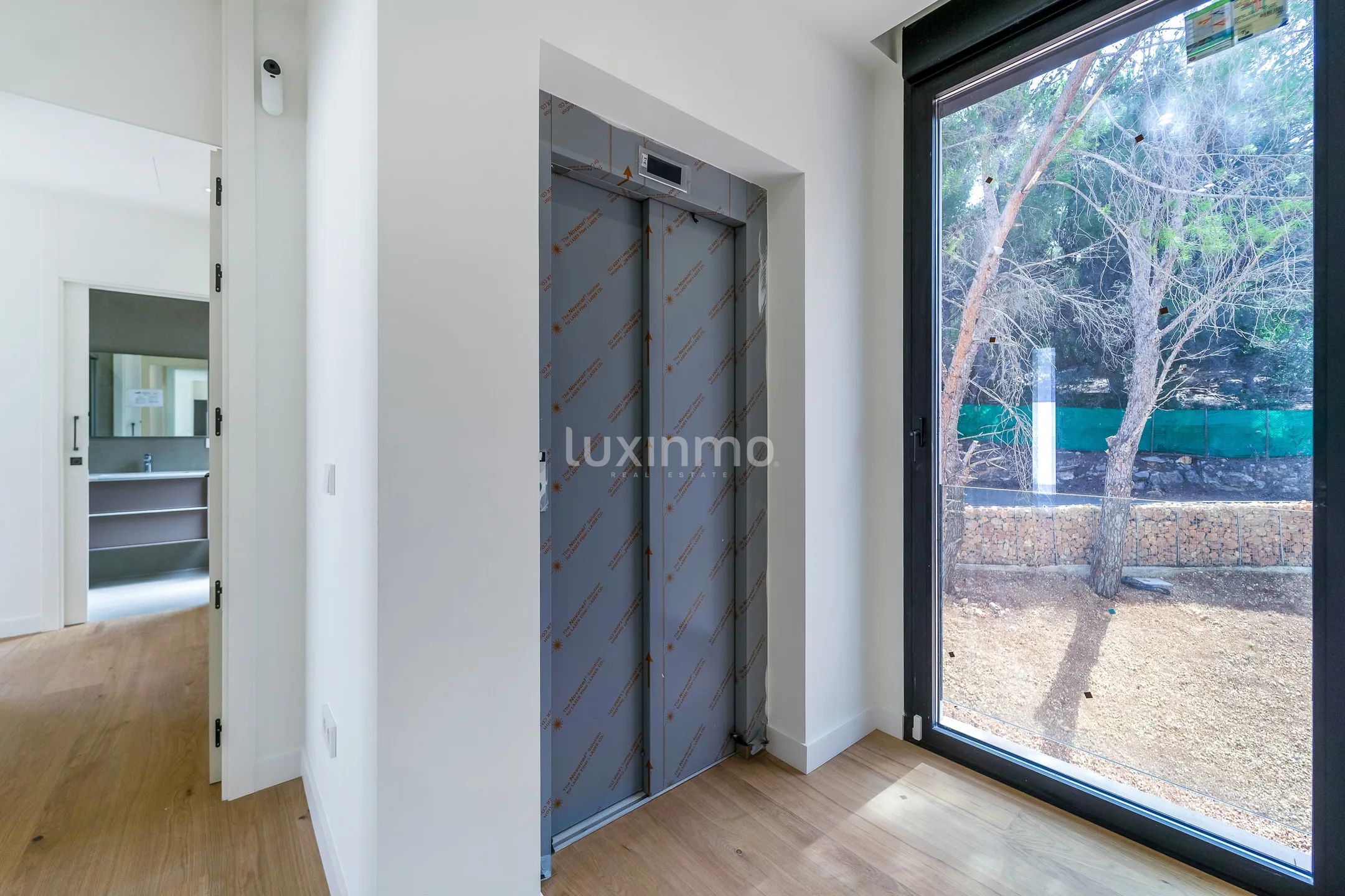 Vrijstaande villa met zeezicht op de tweede lijn van La Rotas in Denia — photo 9