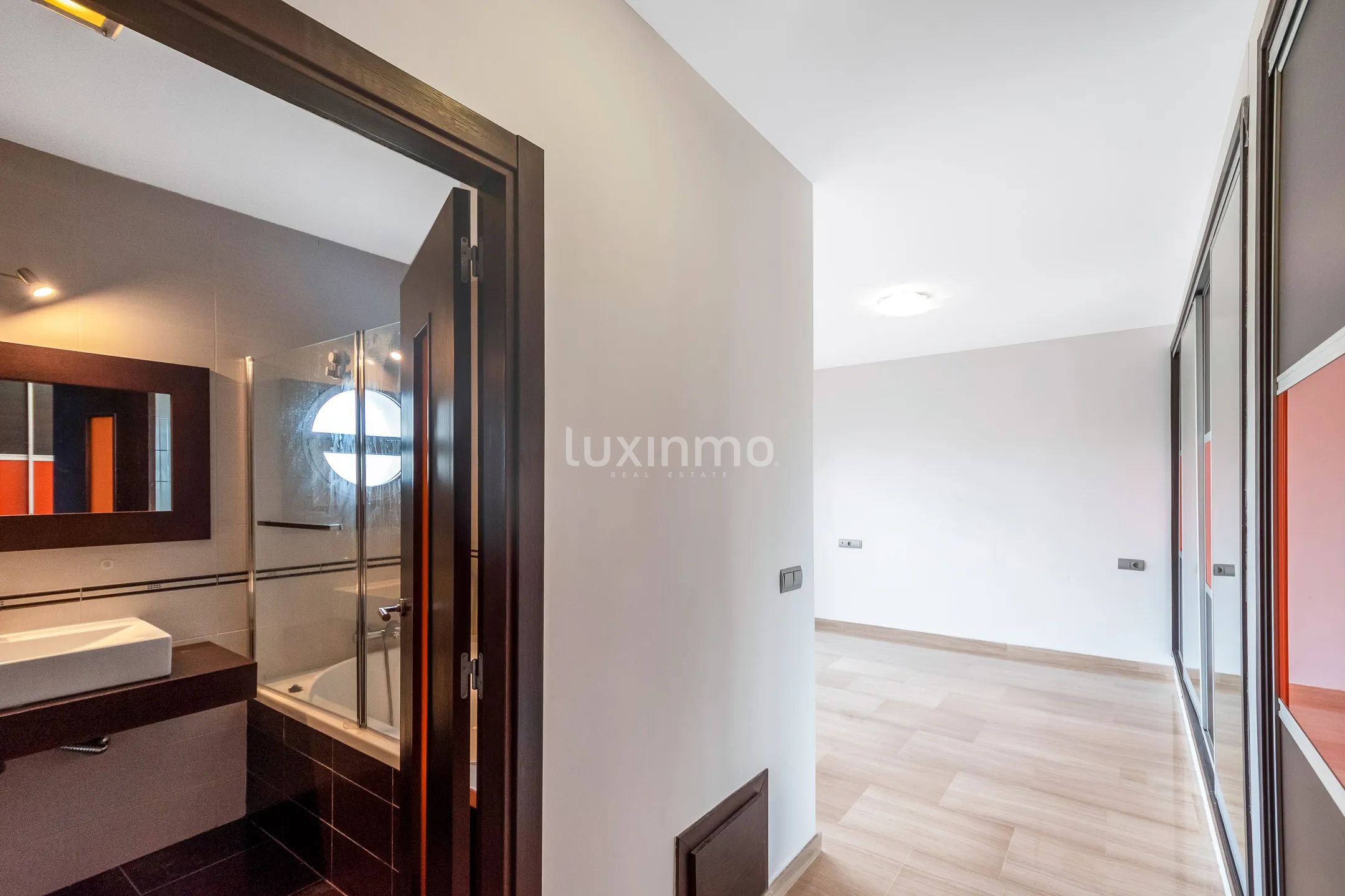 Herausragendes modernes Einfamilienhaus in Altea Hills mit atemberaubender Aussicht — photo 19