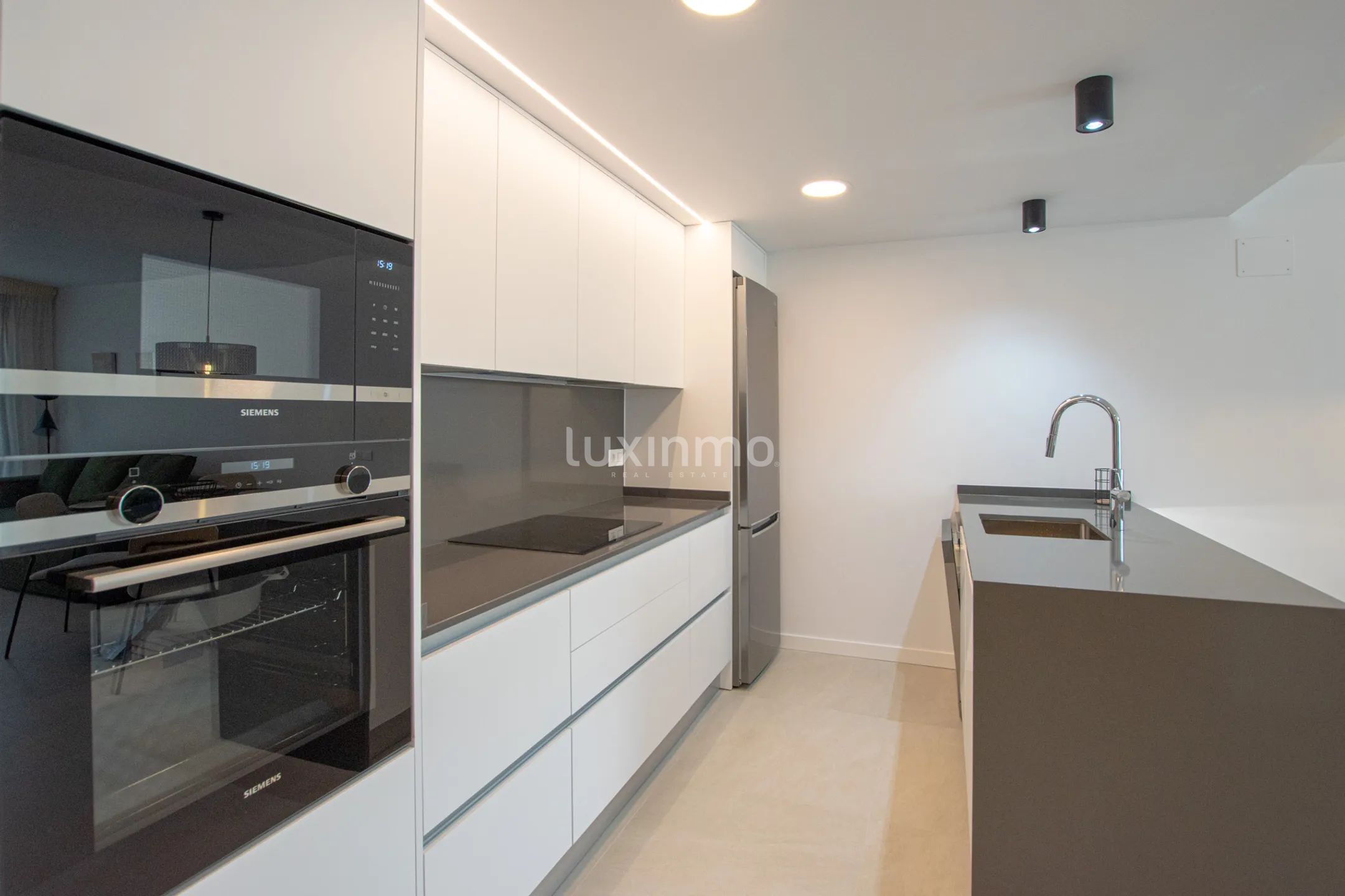 Appartement te huur in Denia — photo 3