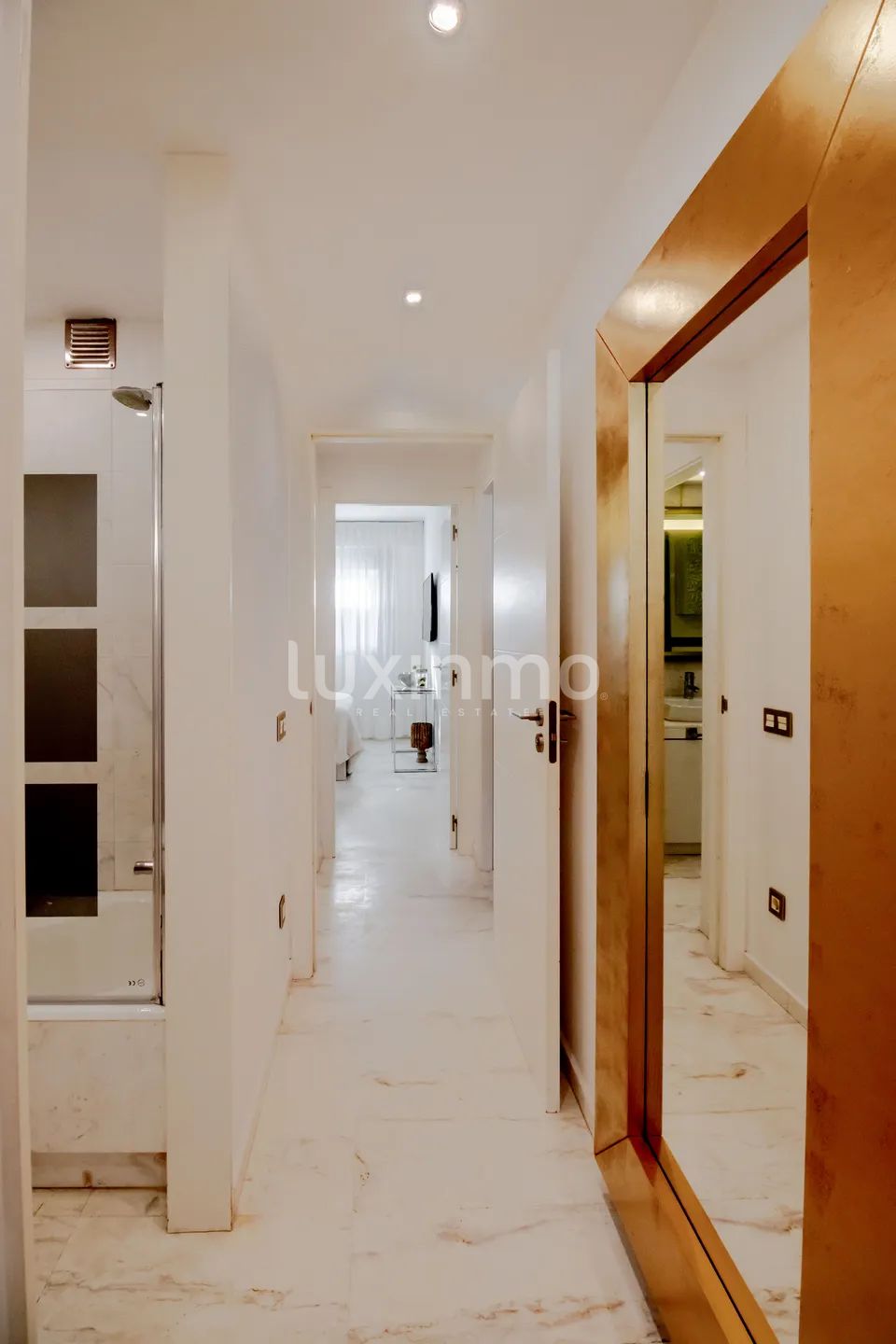 Apartamento de lujo en Royal beach Playa D'en Bossa — photo 33