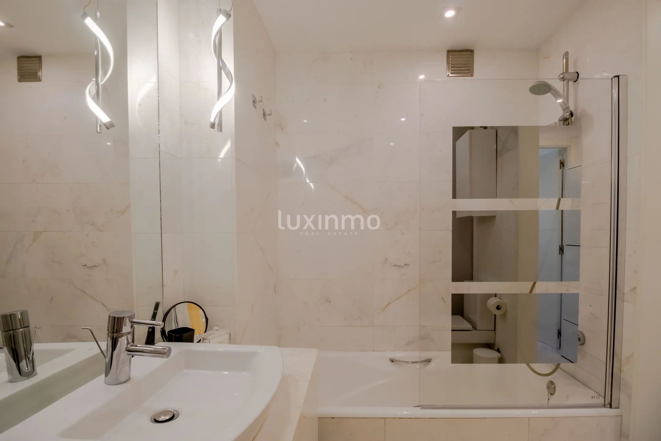 Apartamento de lujo en Royal beach Playa D'en Bossa — photo 37