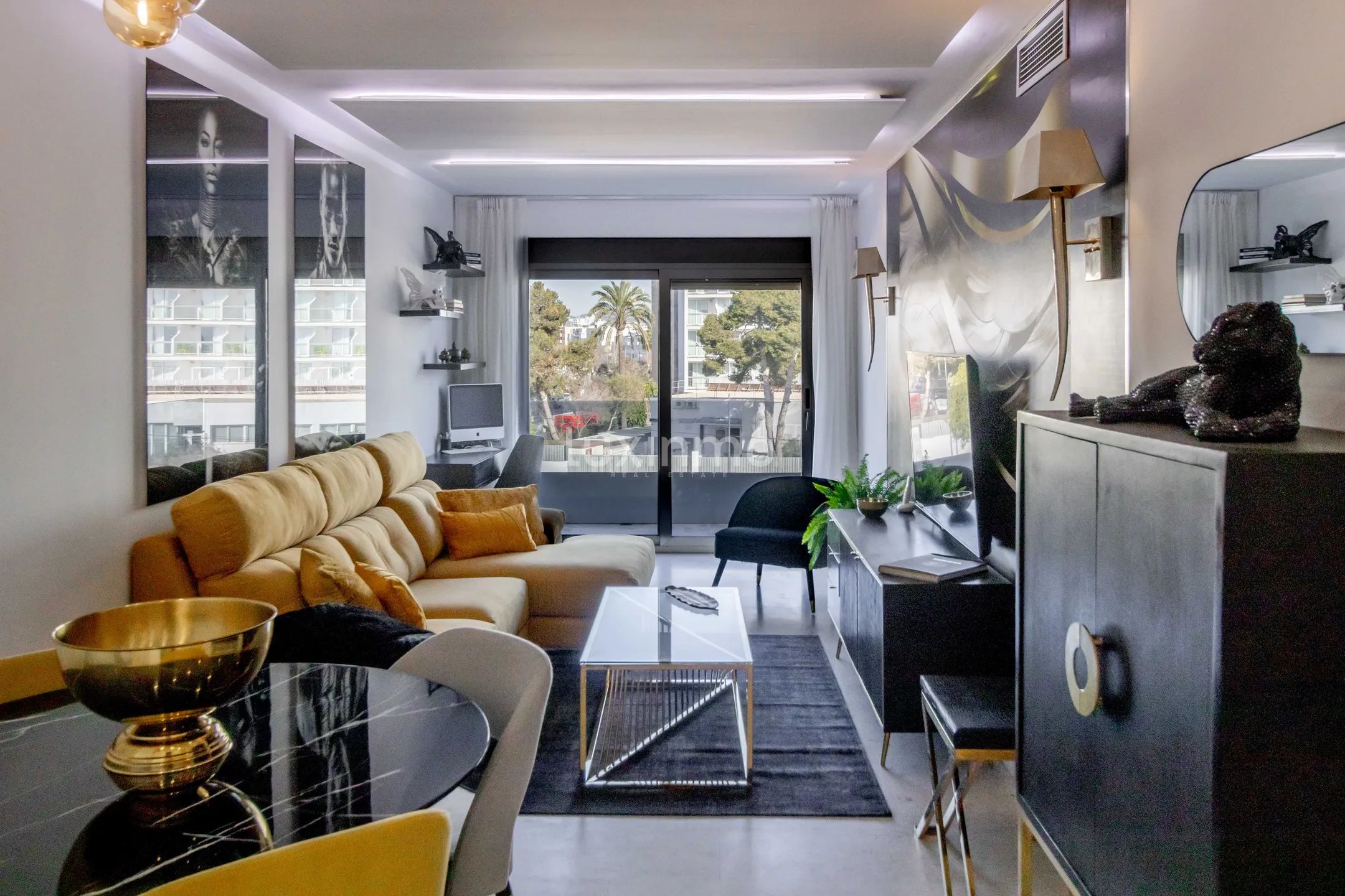 Apartamento de lujo en Royal beach Playa D'en Bossa — photo 40