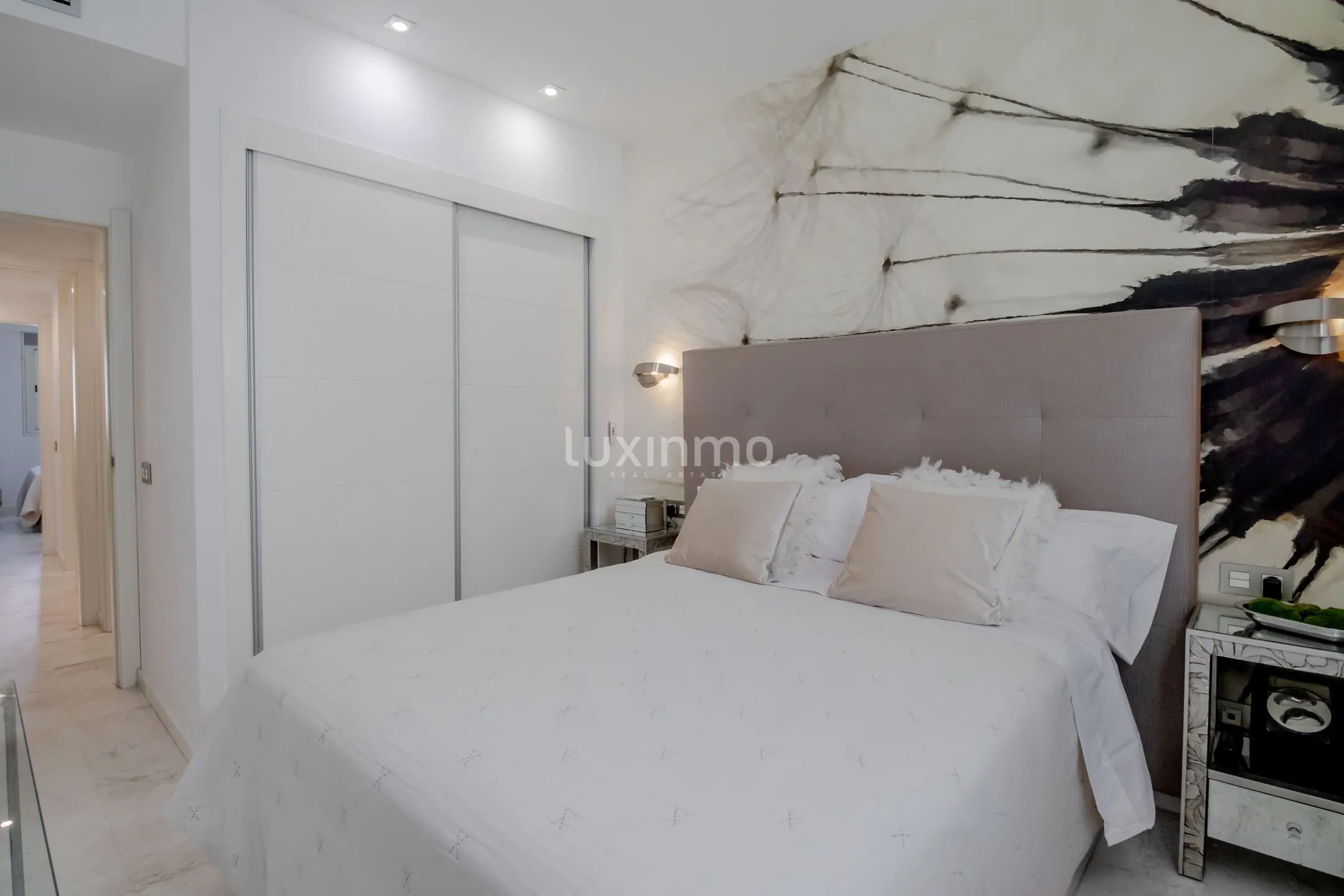 Apartamento de lujo en Royal beach Playa D'en Bossa — photo 24