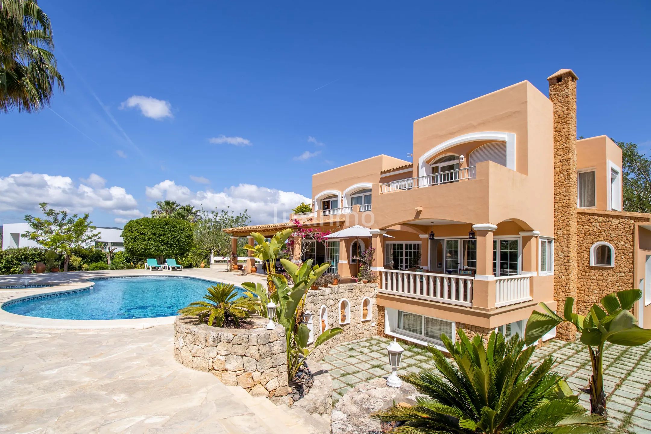 Charming 5 bedroom finca in Jesús, Santa Eulària — photo 2