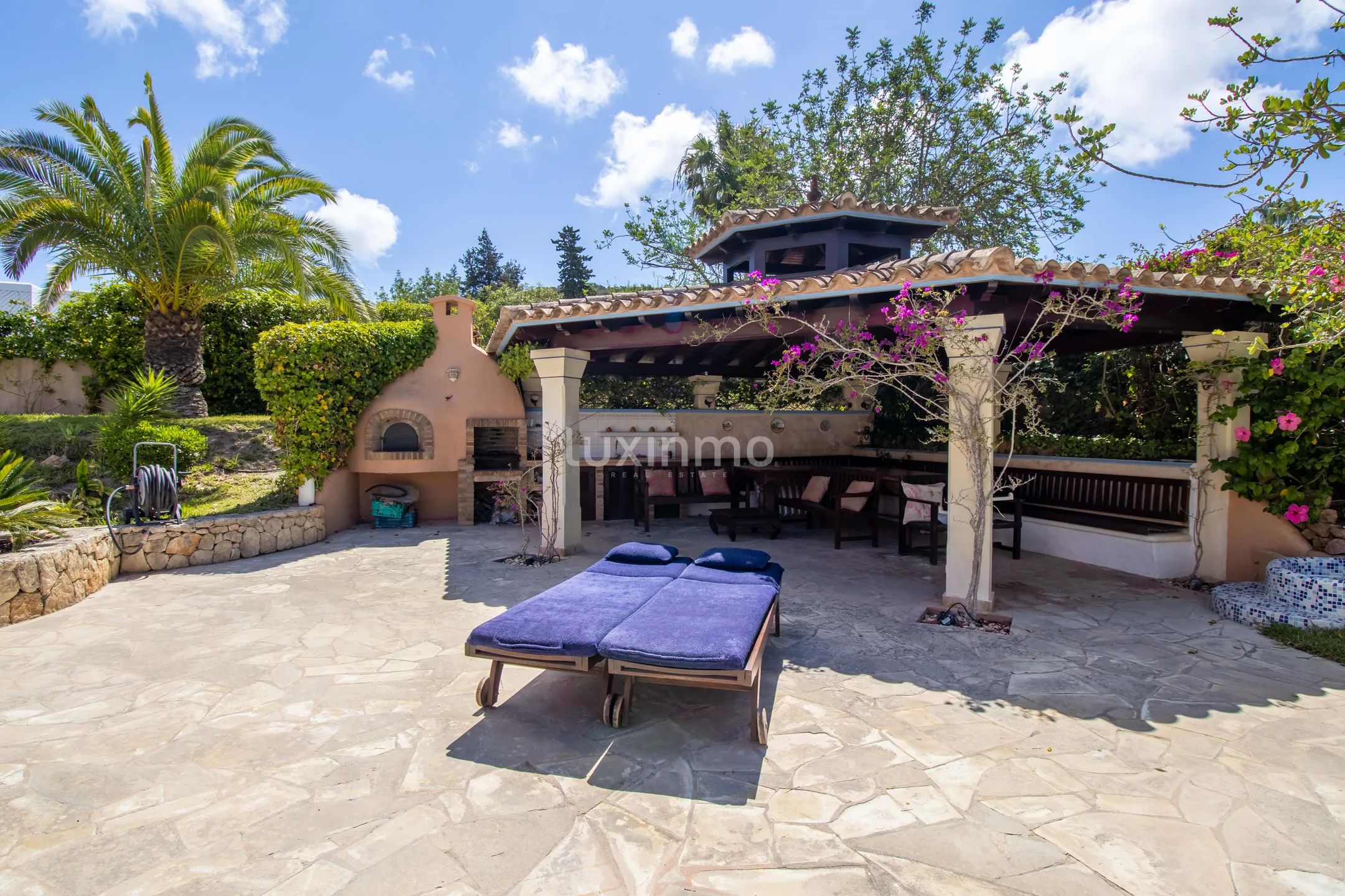 Charming 5 bedroom finca in Jesús, Santa Eulària — photo 6