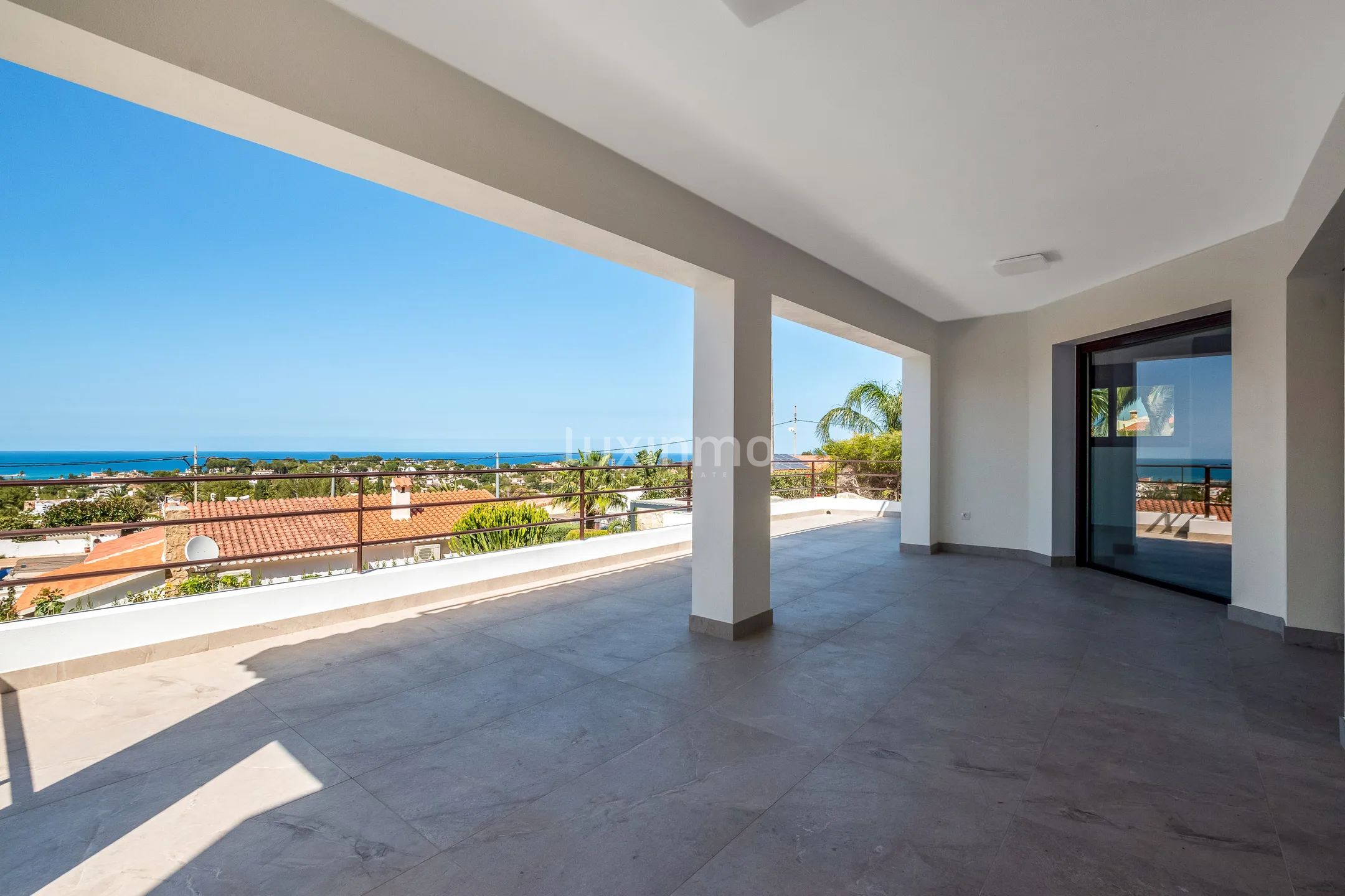 Luxuriöse moderne villa mit atemberaubendem blick in El Montgó, Dénia — photo 20