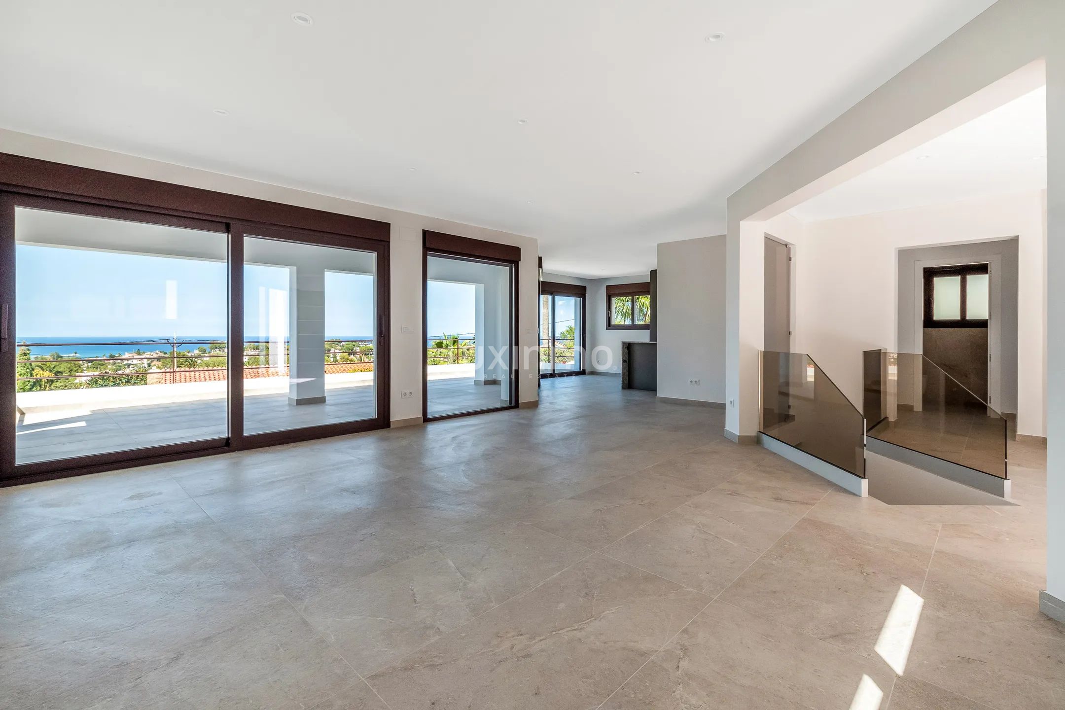 Luxury modern villa with stunning views in El Montgó, Dénia — photo 7