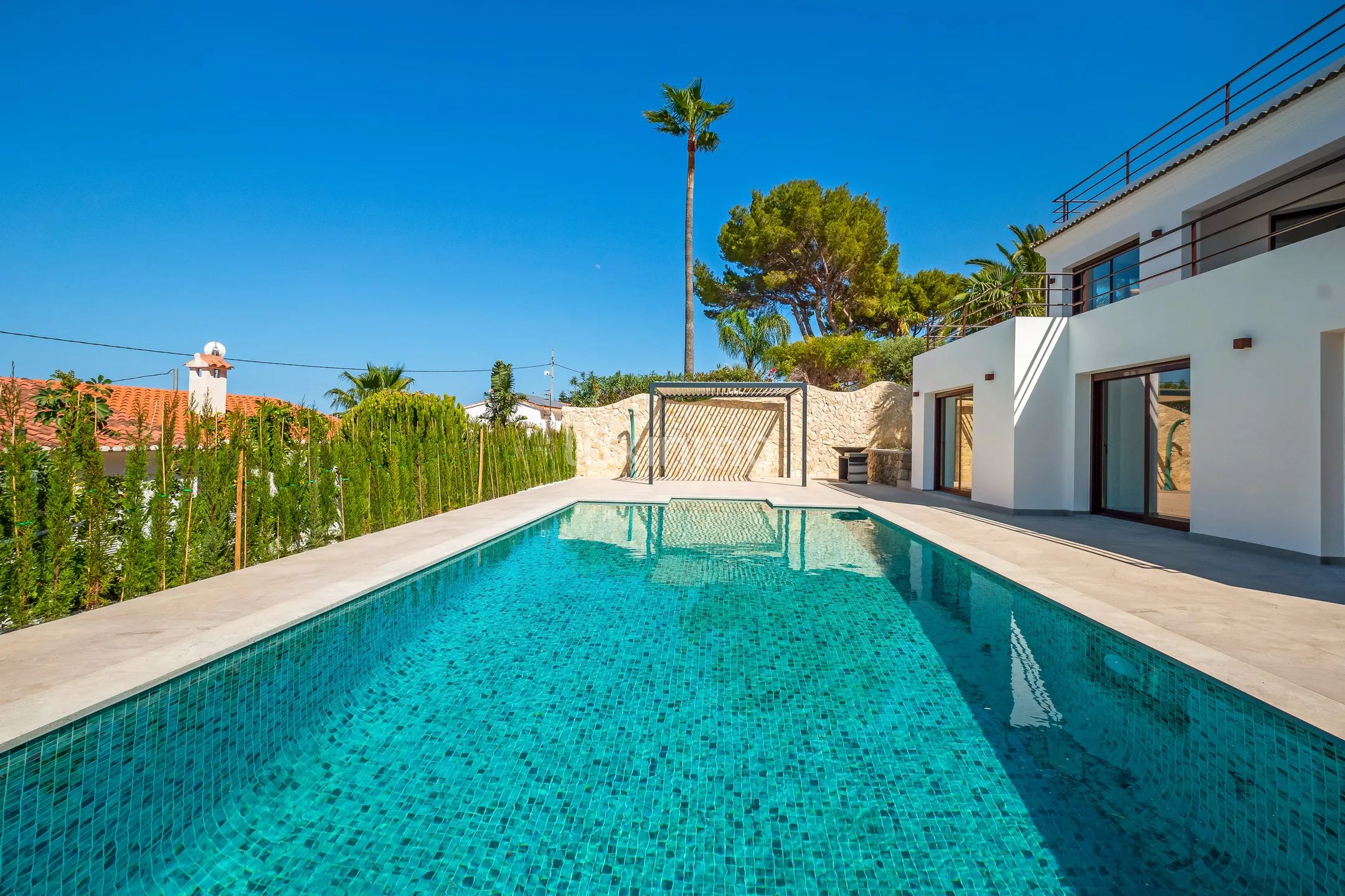 Luxuriöse moderne villa mit atemberaubendem blick in El Montgó, Dénia — photo 24