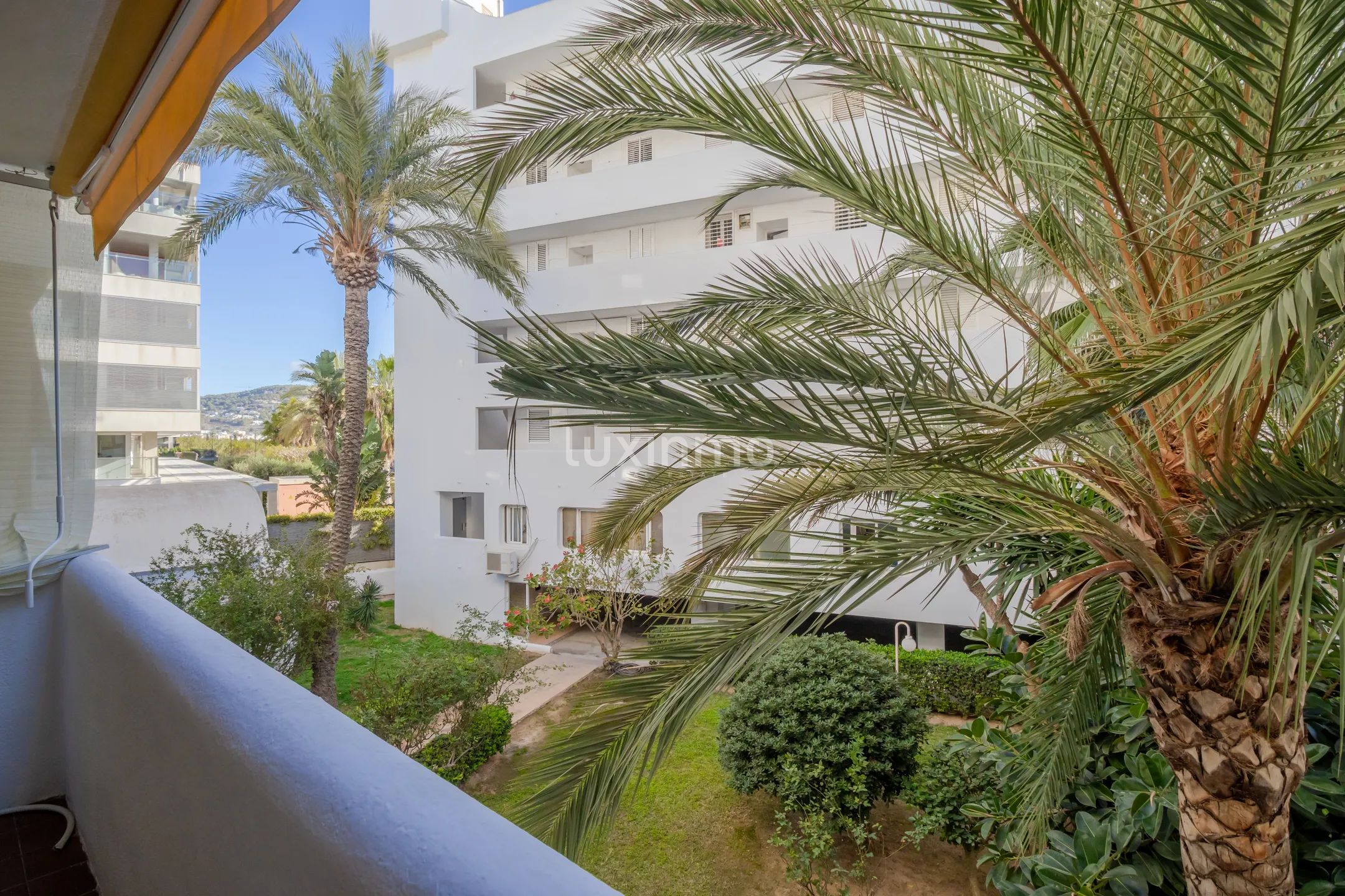 Очаровательные апартаменты с 2 спальнями в Марина Ботафок, Ибица — photo 17