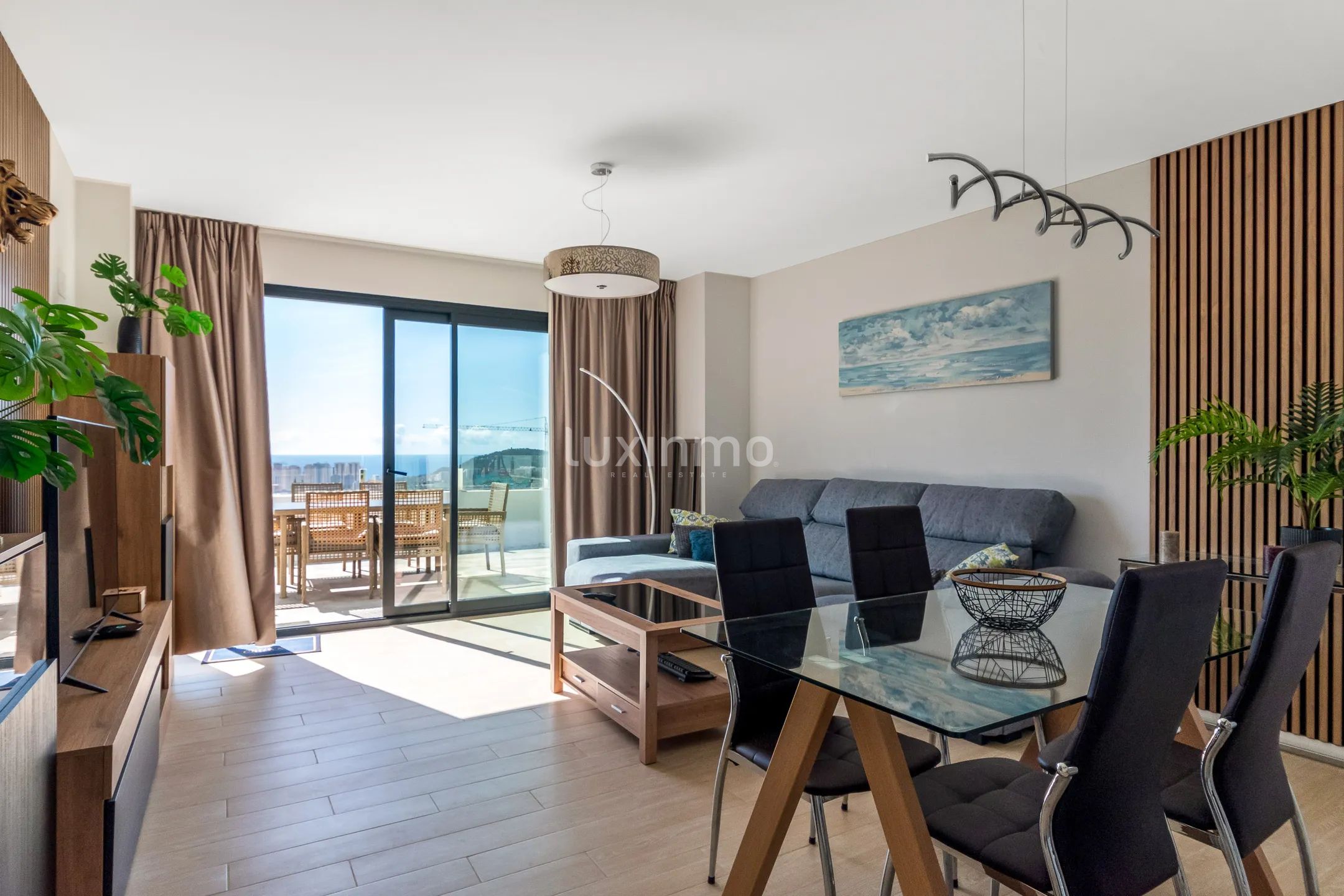 Oszałamiający nowoczesny penthouse z licencją turystyczną i widokiem na morze — photo 5