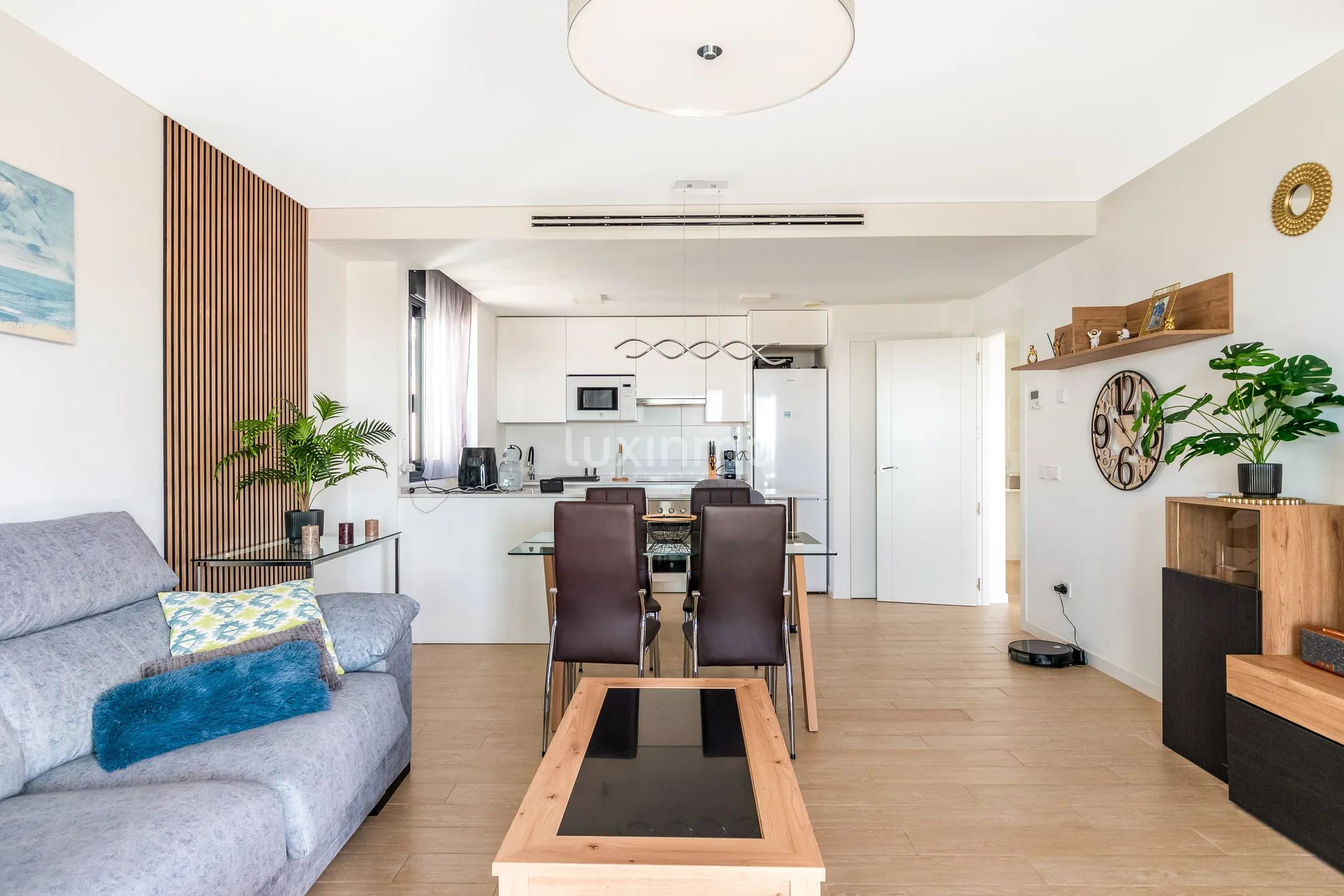 Oszałamiający nowoczesny penthouse z licencją turystyczną i widokiem na morze — photo 3