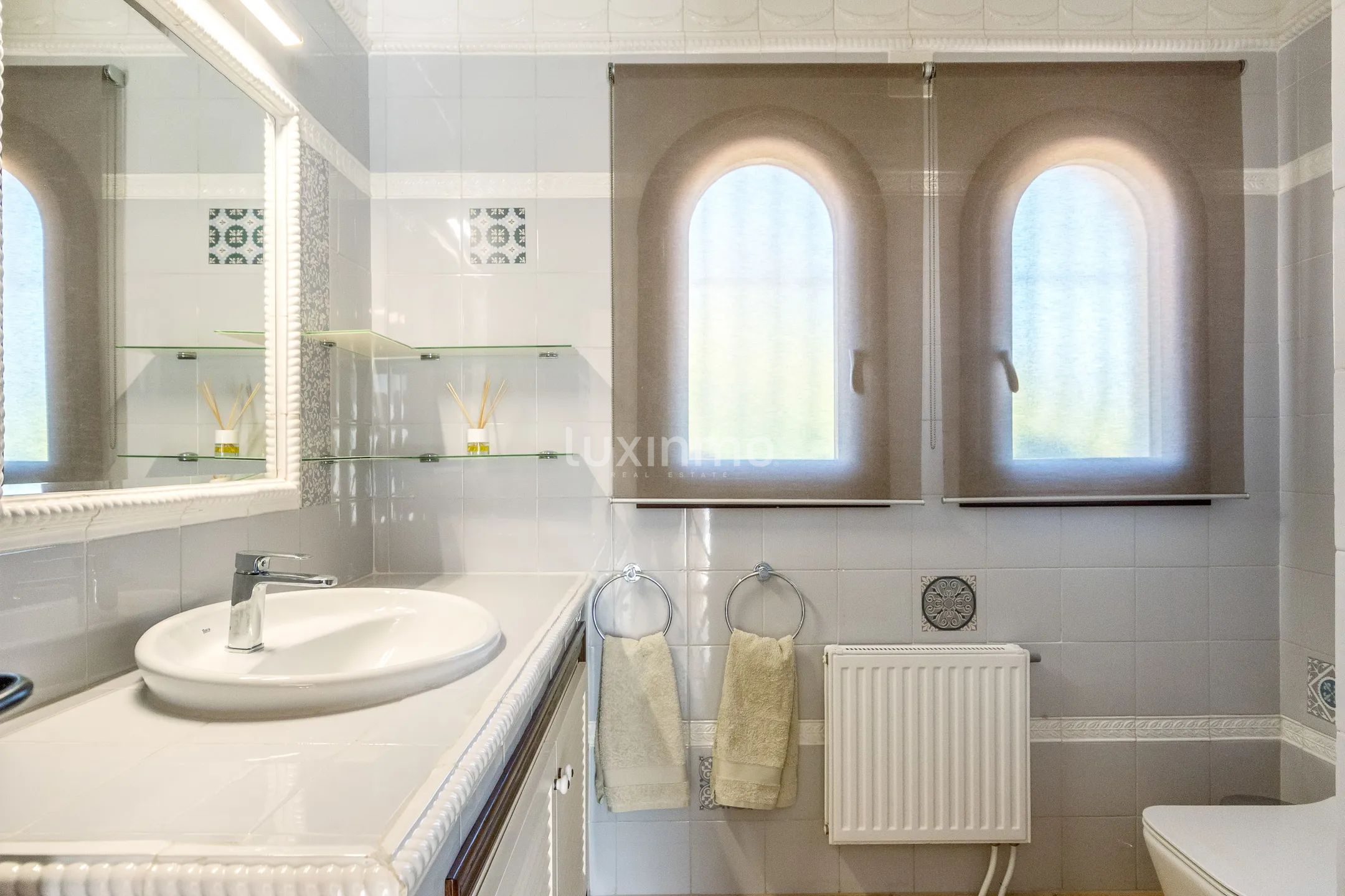 Imponerende enebolig i middelhavsstil med havutsikt — photo 19