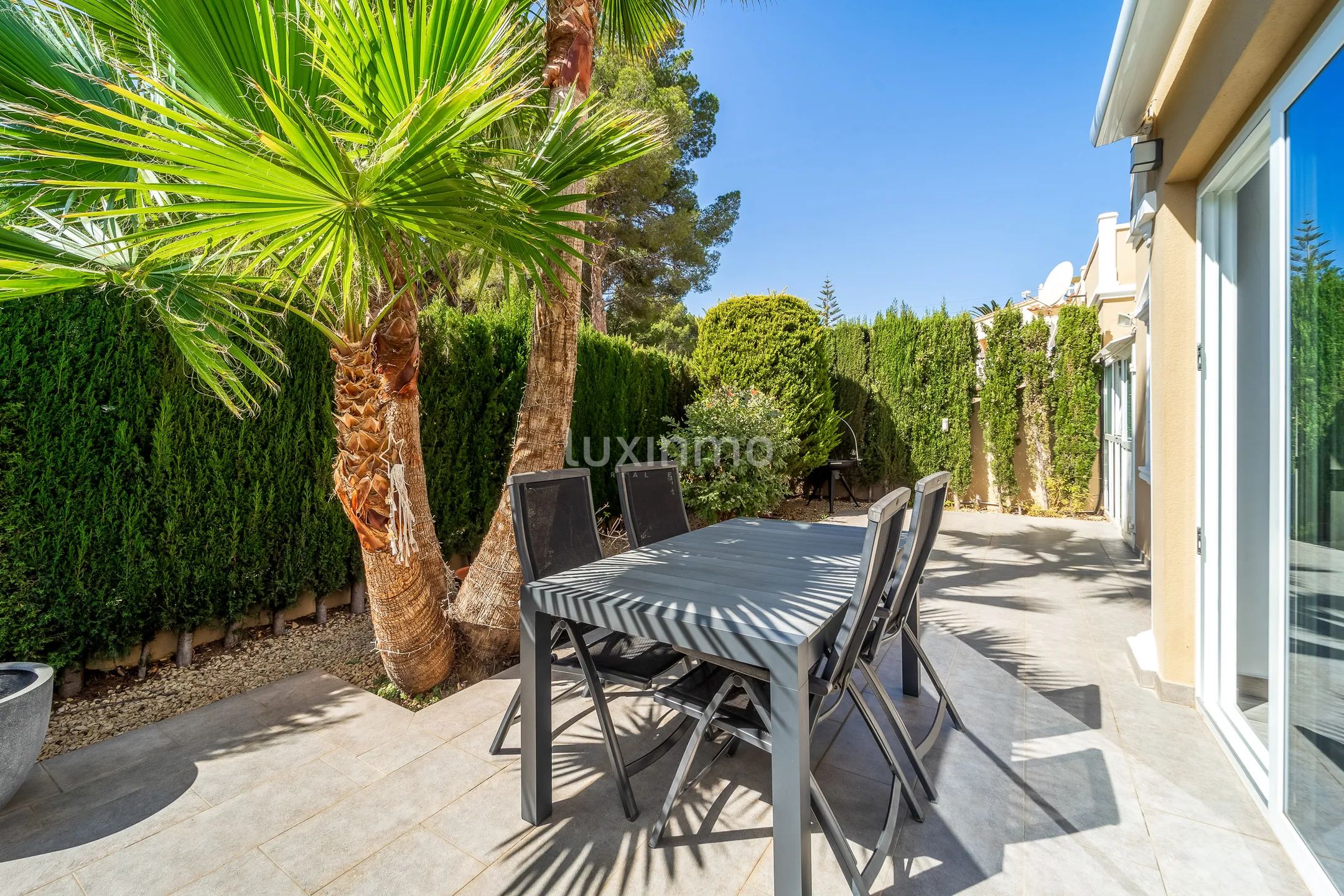 Uroczy dom w stylu śródziemnomorskim z 3 sypialniami w Calpe — photo 3