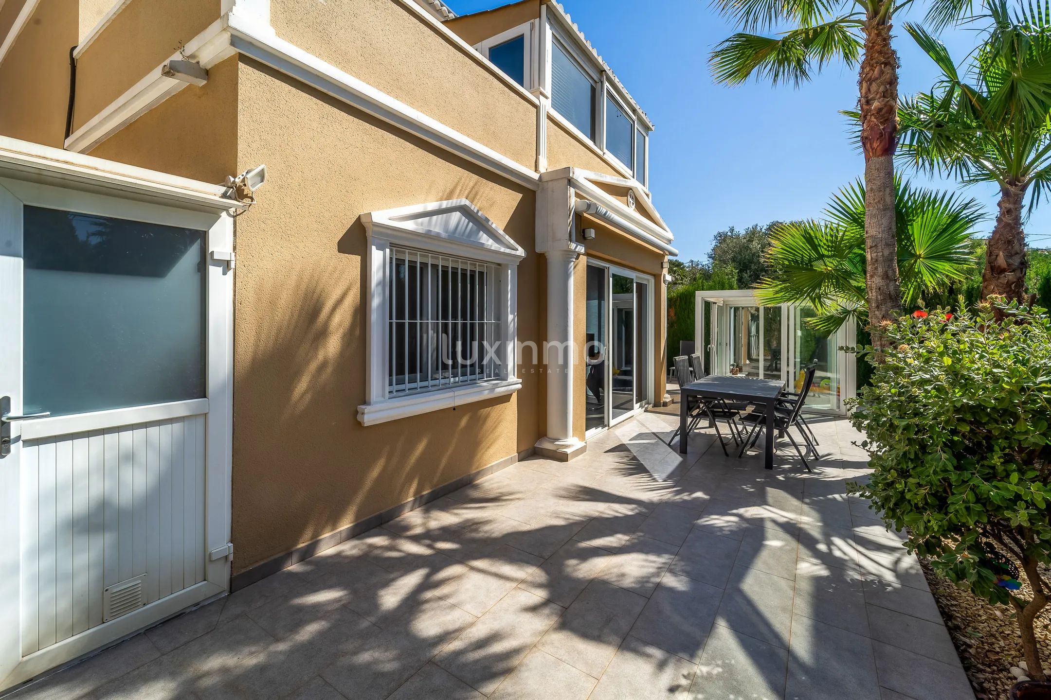 Uroczy dom w stylu śródziemnomorskim z 3 sypialniami w Calpe — photo 18