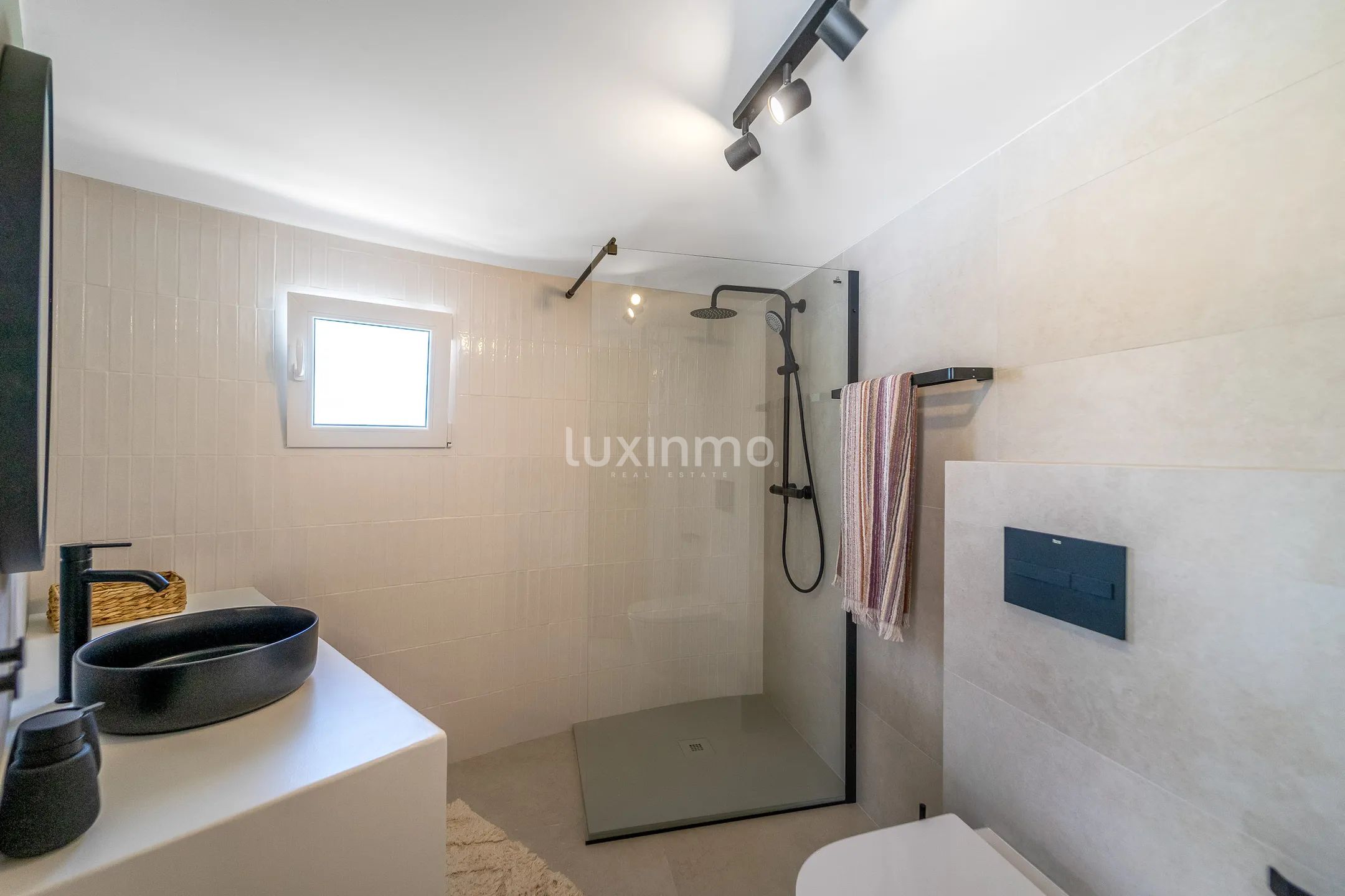 Modern Ibiza style detached house with stunning views in Calpe — photo 7